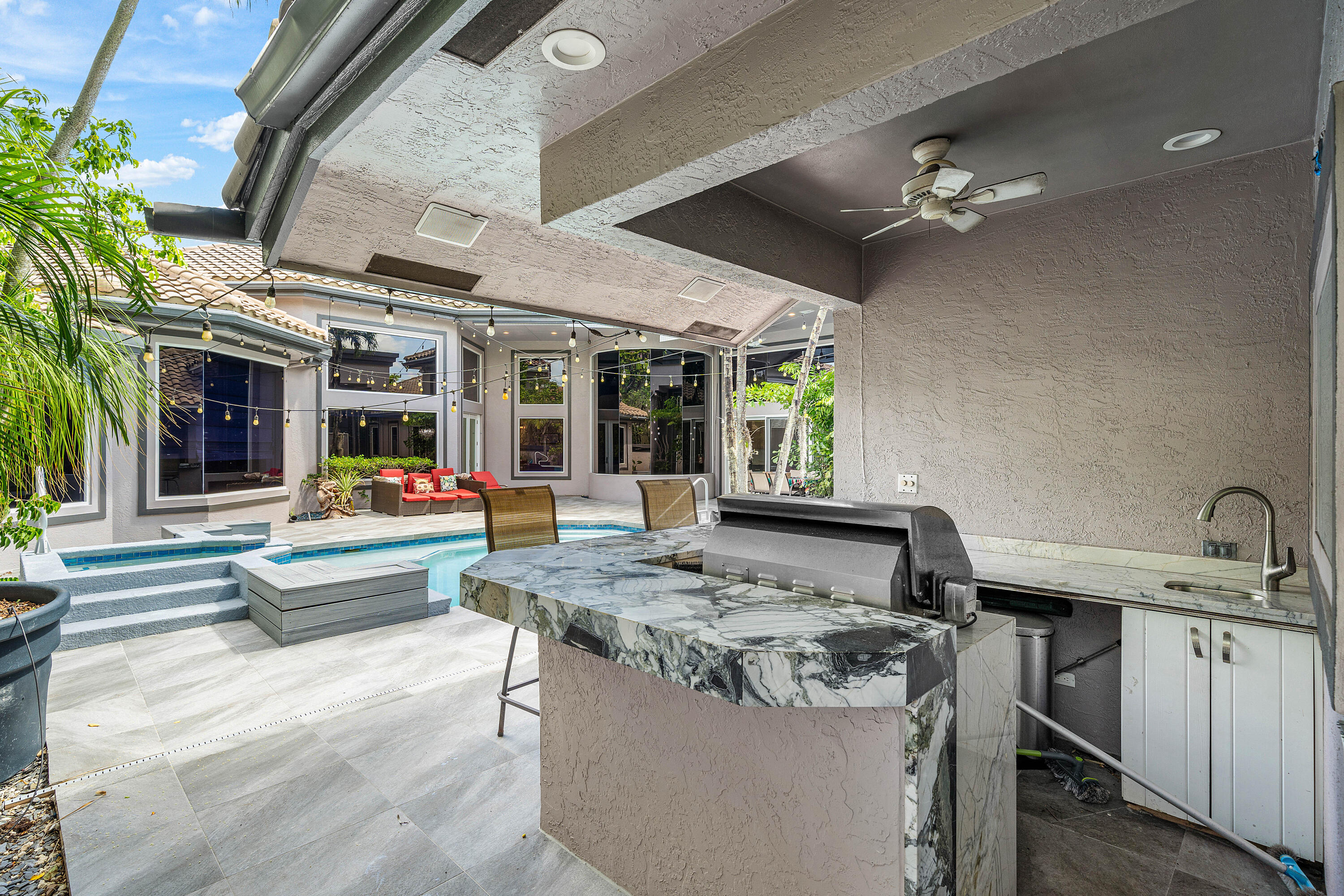 6595 NW 32nd, Boca Raton FL 33496