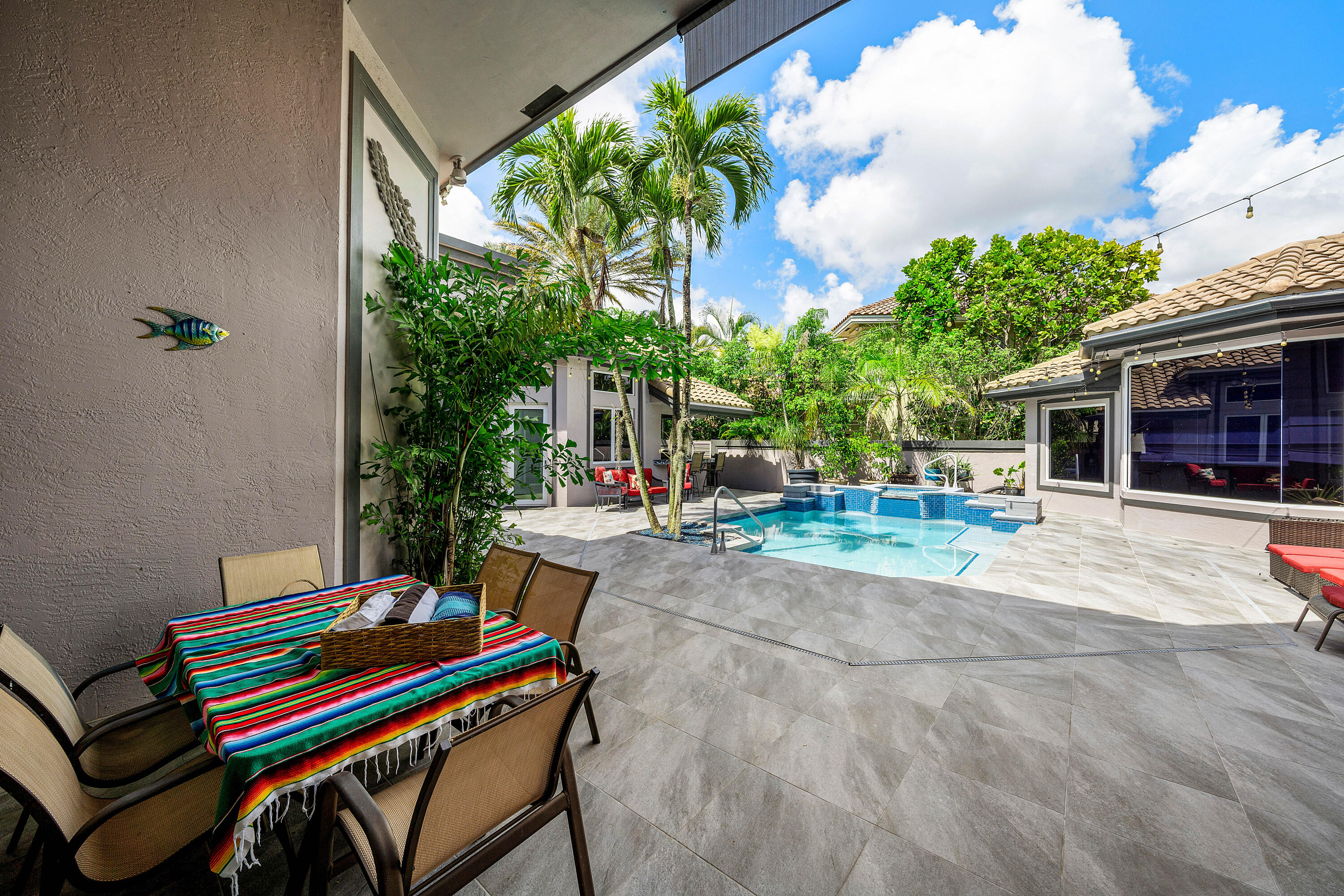 6595 NW 32nd, Boca Raton FL 33496