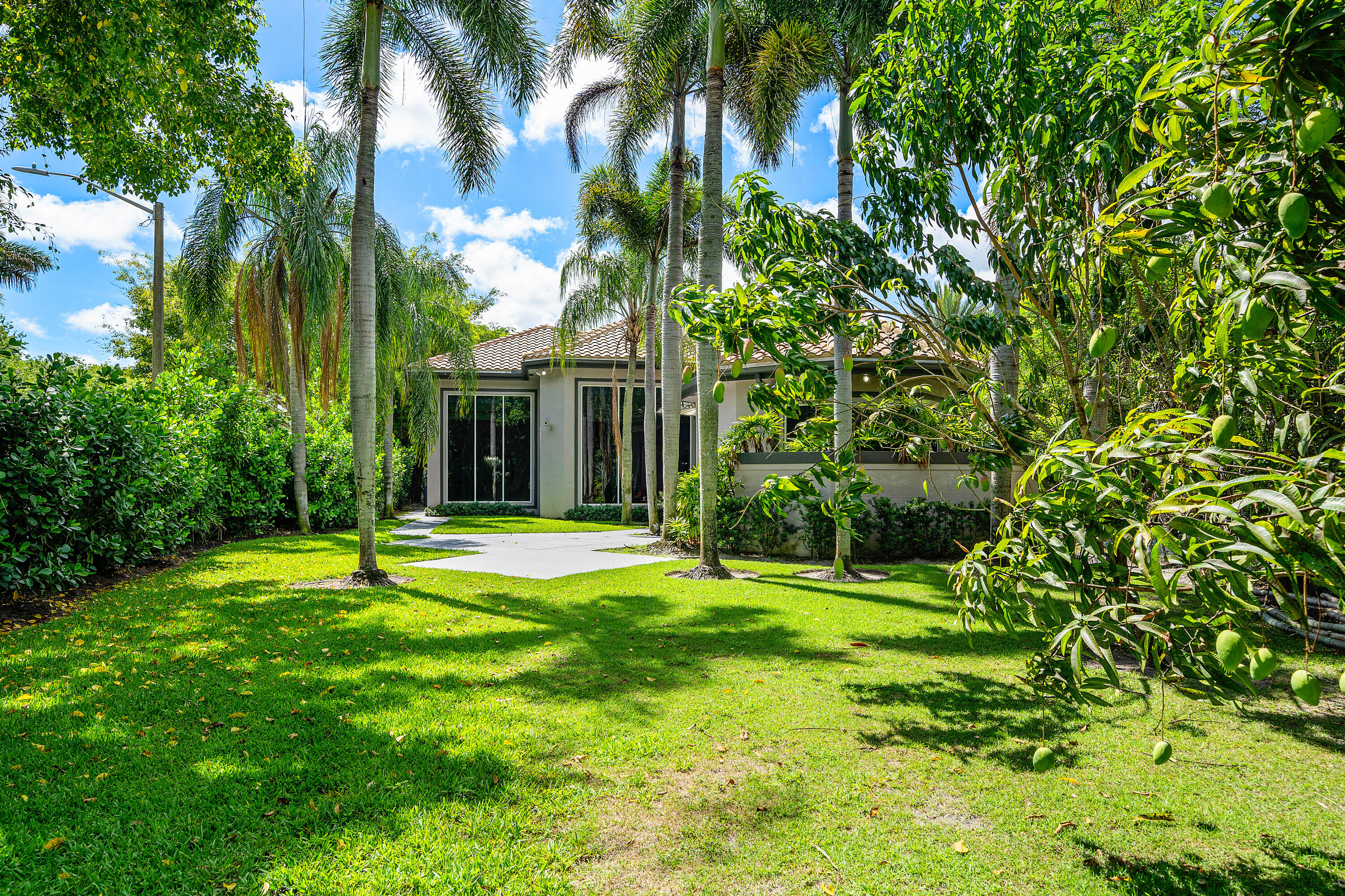 6595 NW 32nd, Boca Raton FL 33496