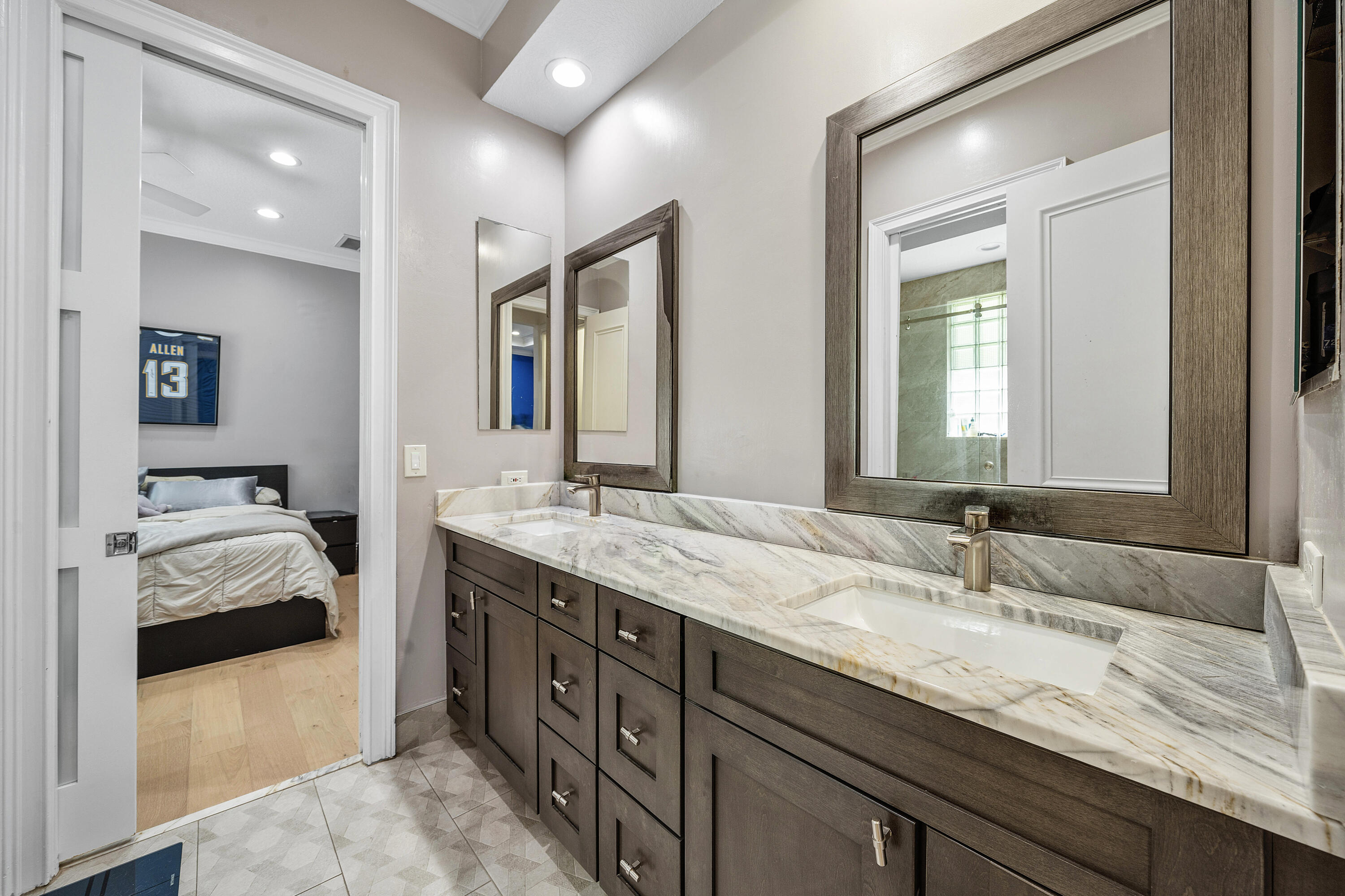 6595 NW 32nd, Boca Raton FL 33496