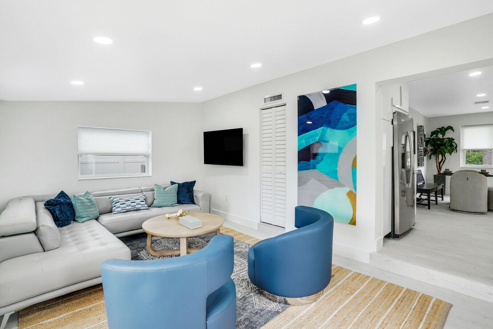 340 Summa, West Palm Beach FL 33405