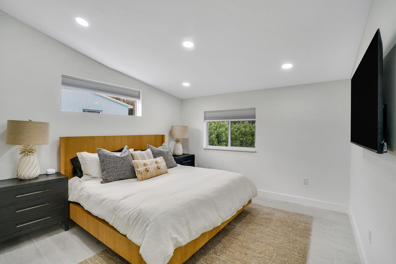 340 Summa, West Palm Beach FL 33405