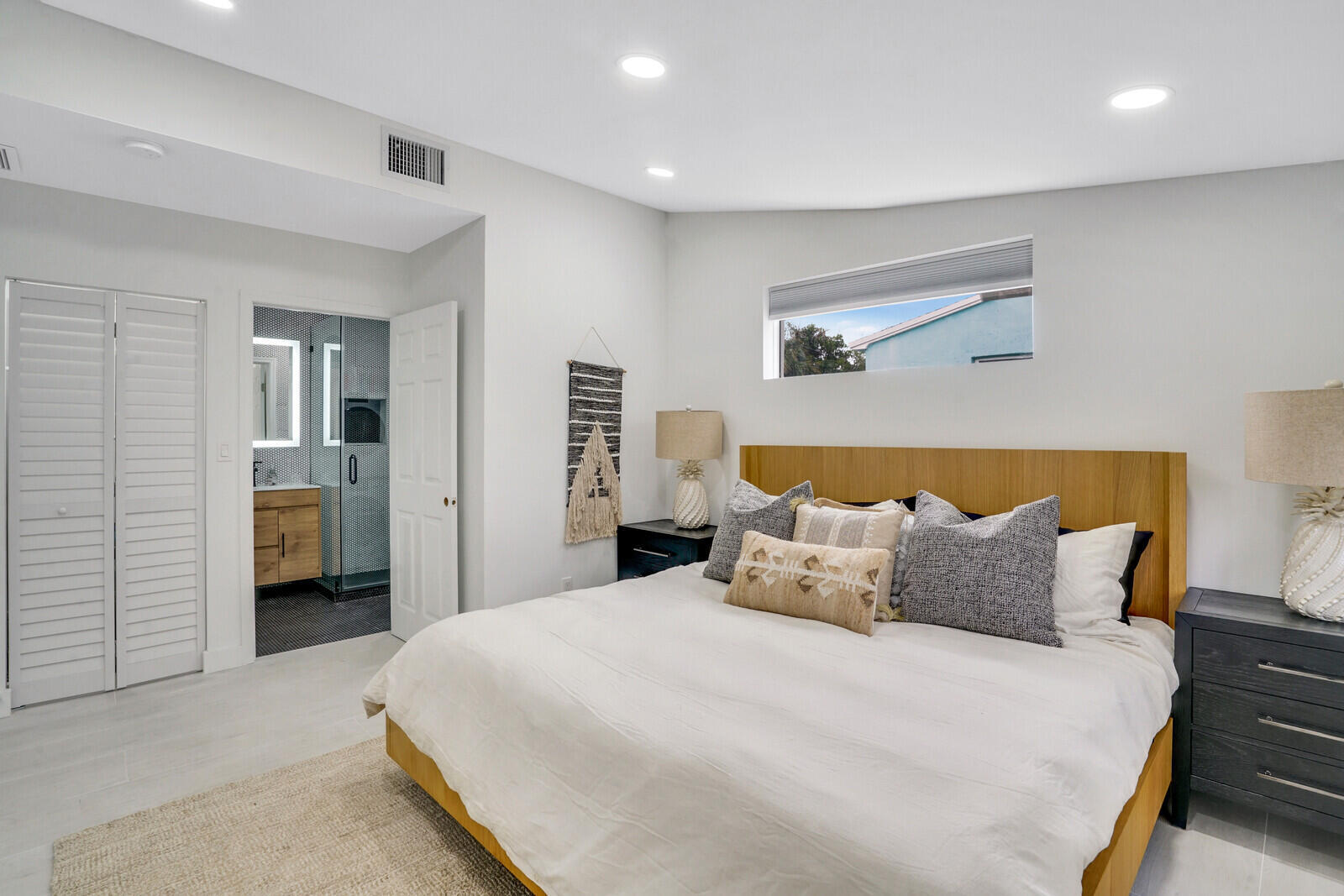 340 Summa, West Palm Beach FL 33405