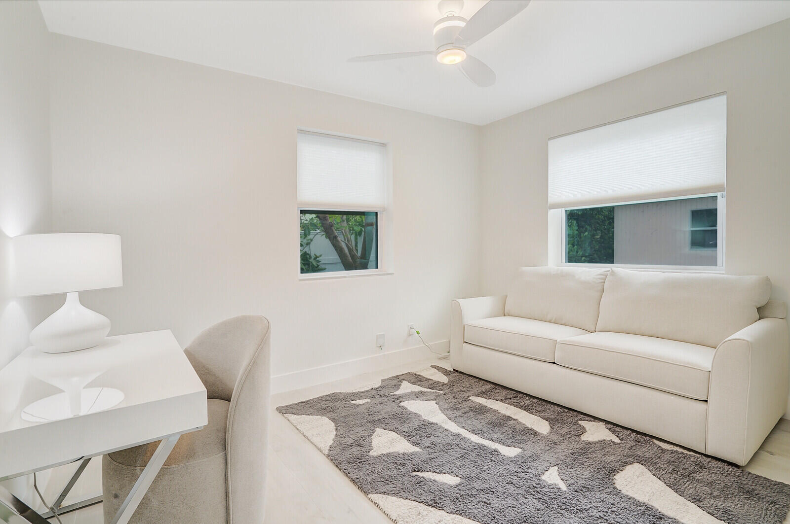 340 Summa, West Palm Beach FL 33405