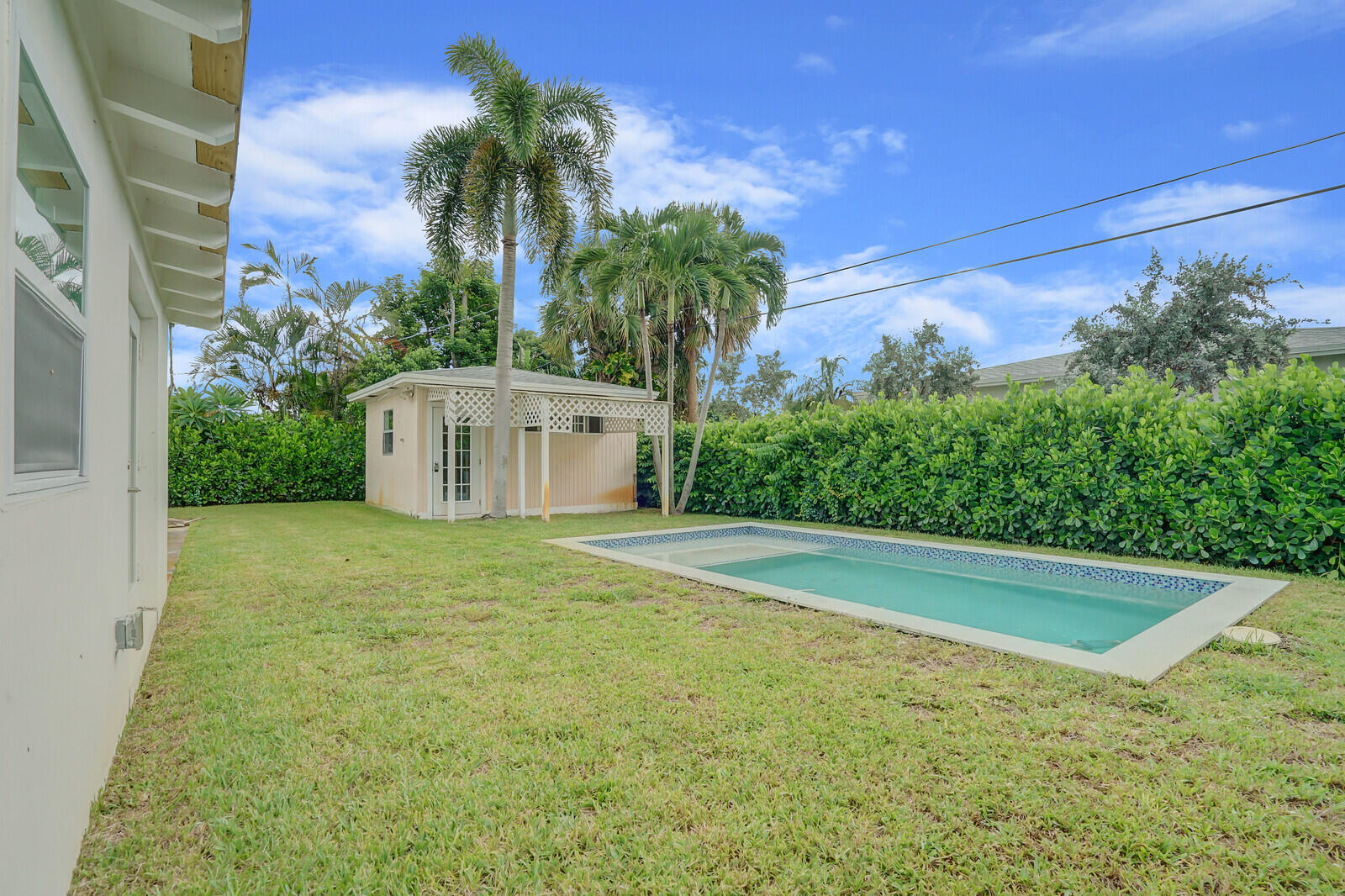 340 Summa, West Palm Beach FL 33405