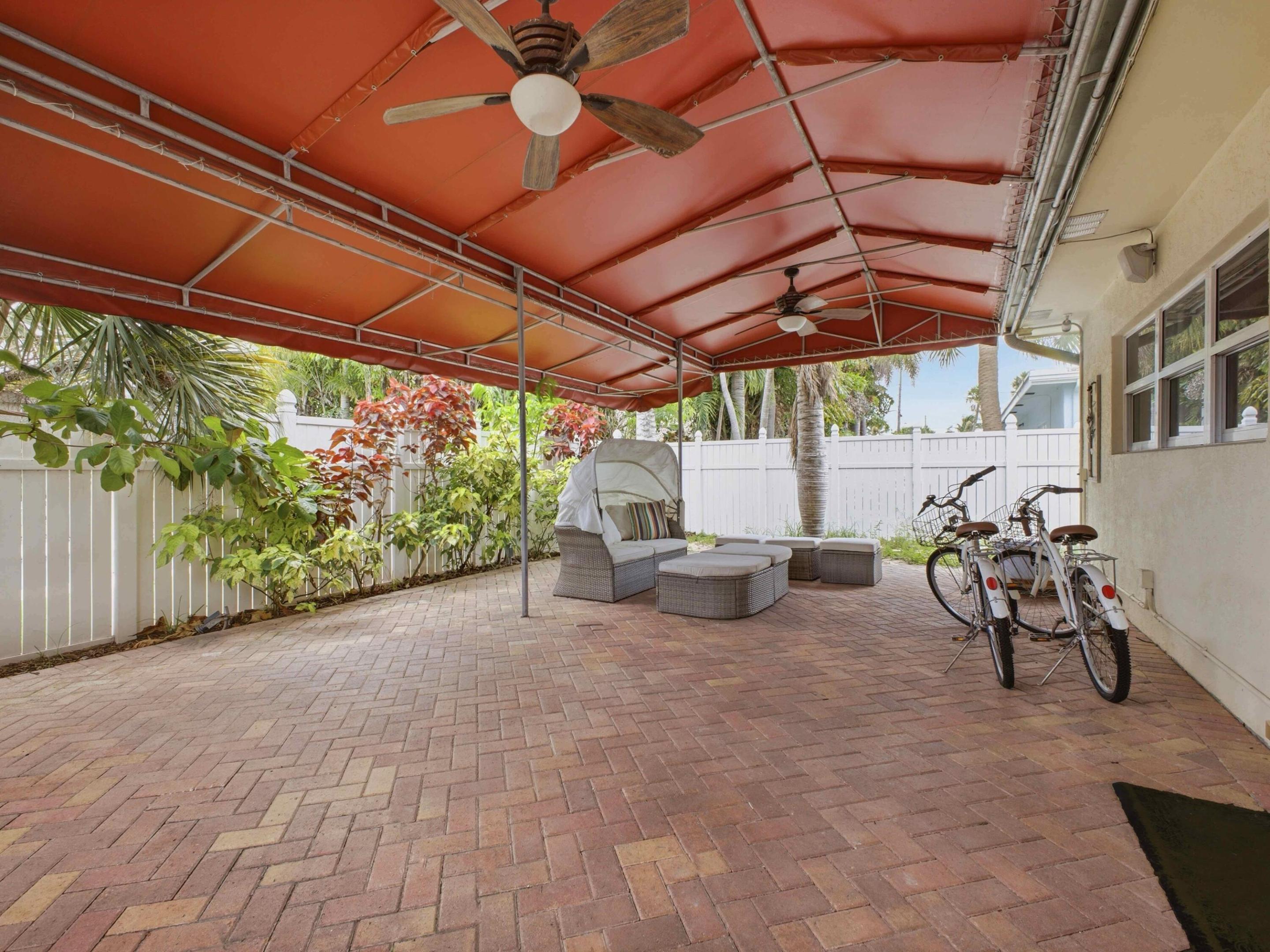 5120 NE 22nd, Lighthouse Point FL 33064
