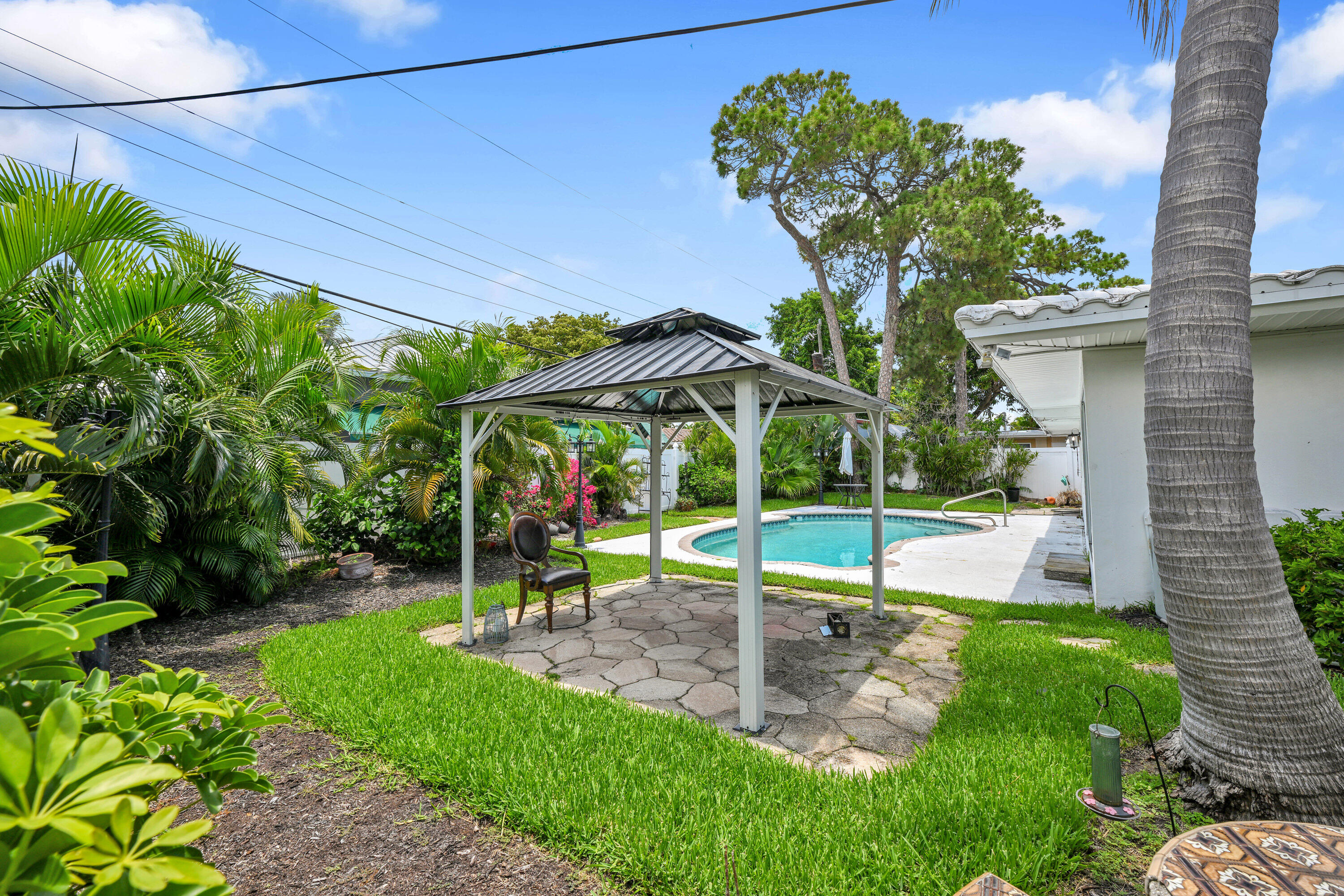 901 SE 12th, Deerfield Beach FL 33441
