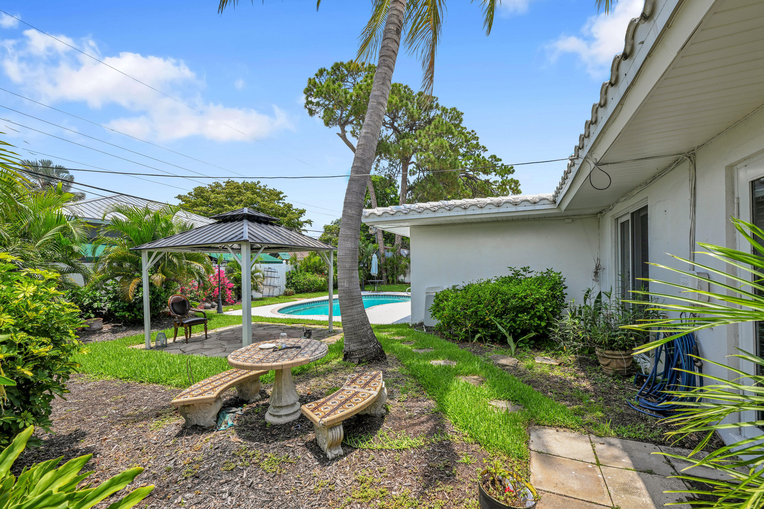 901 SE 12th, Deerfield Beach FL 33441