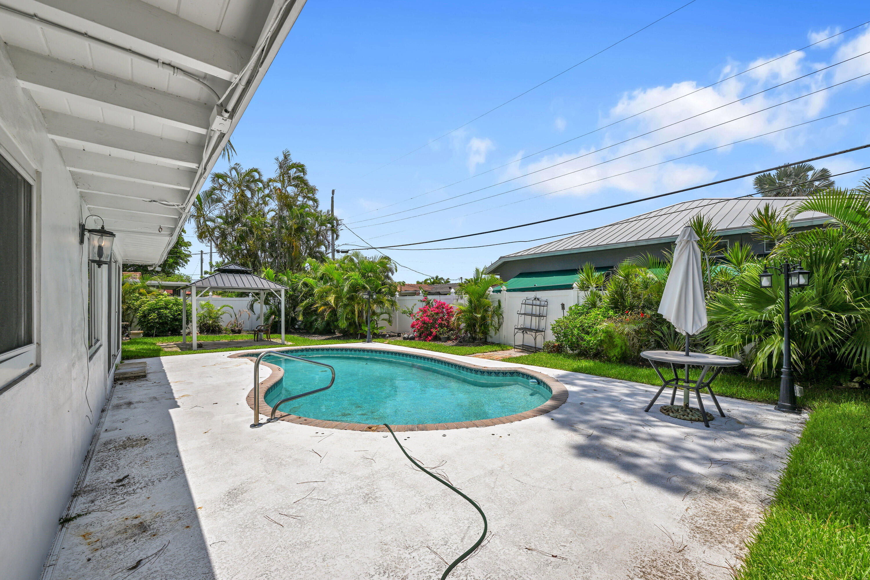 901 SE 12th, Deerfield Beach FL 33441