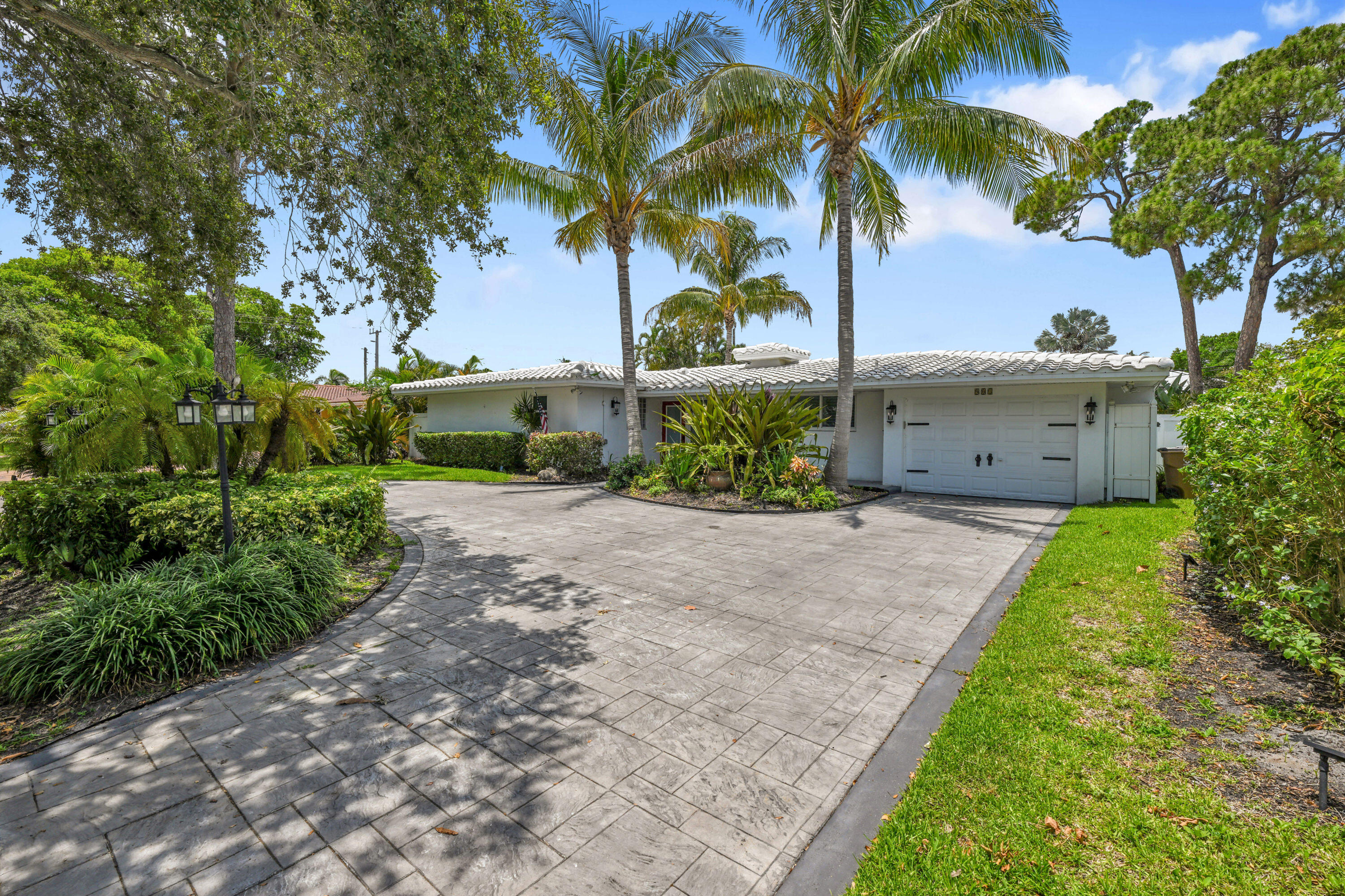 901 SE 12th, Deerfield Beach FL 33441