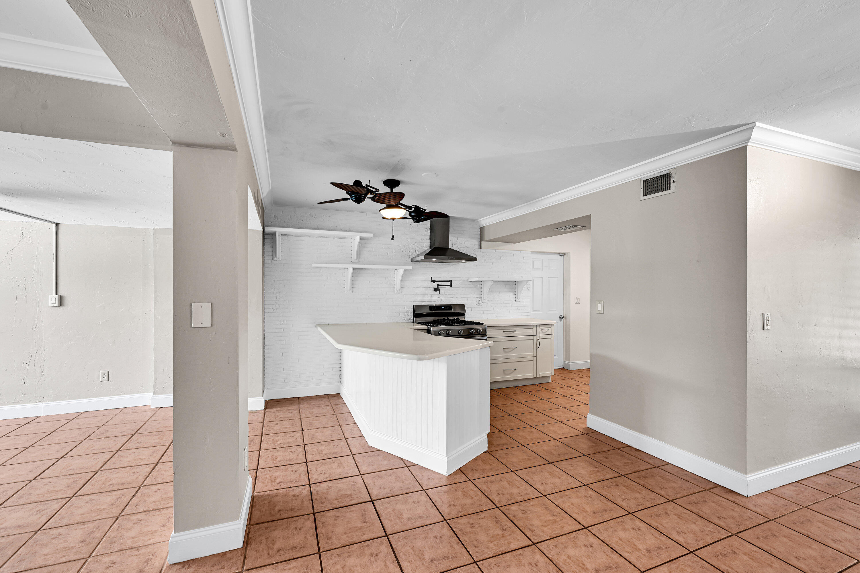 901 SE 12th, Deerfield Beach FL 33441