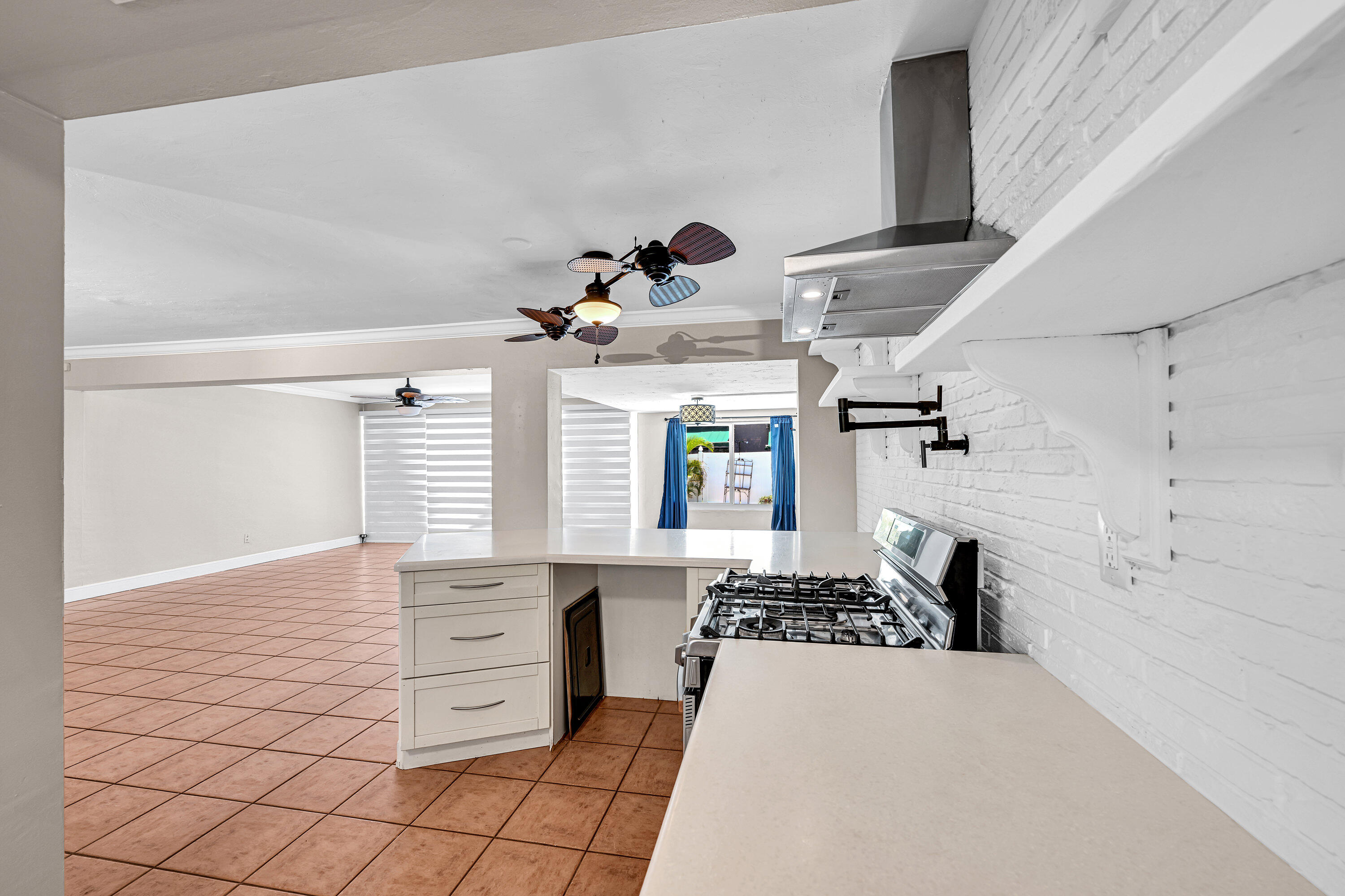 901 SE 12th, Deerfield Beach FL 33441
