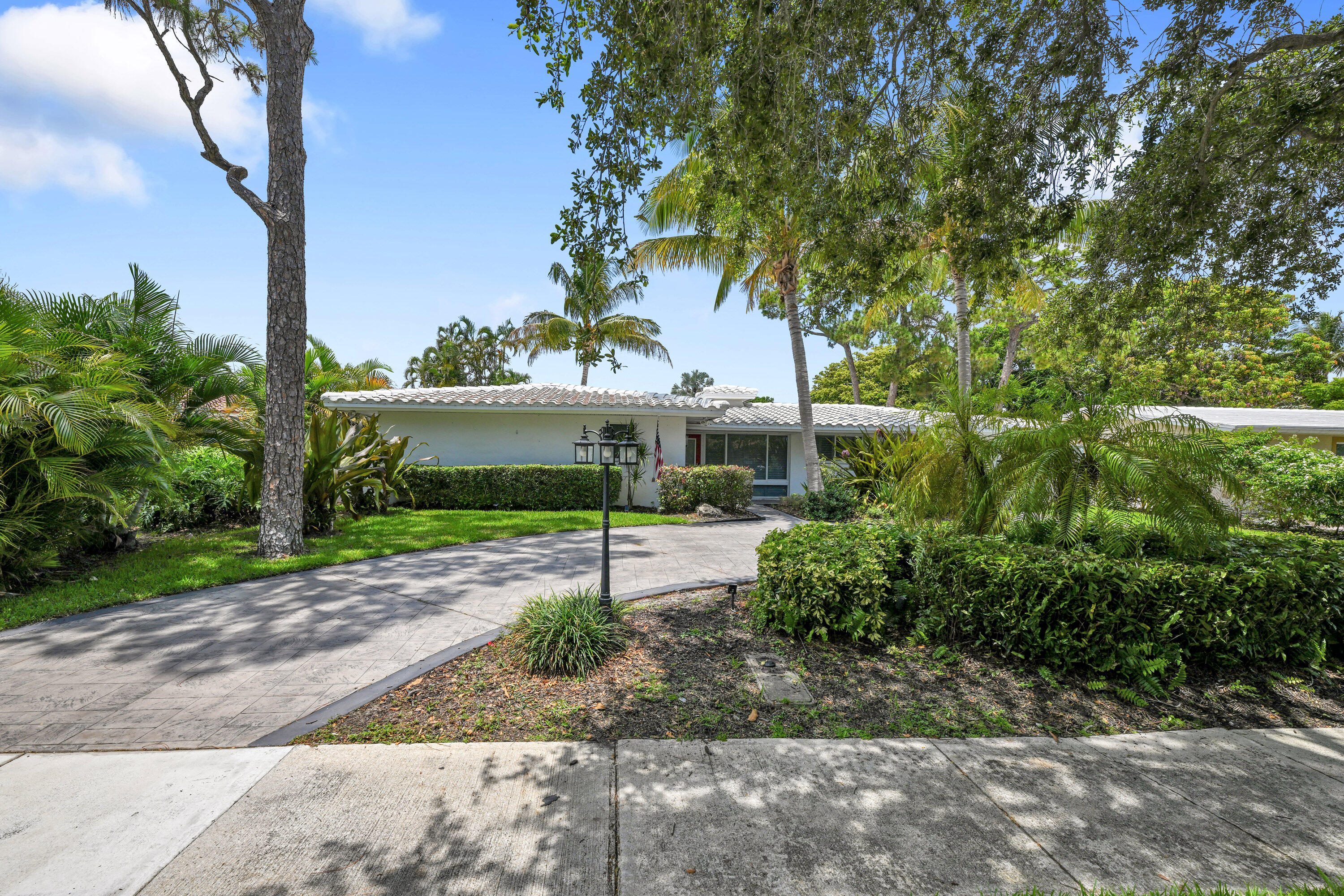 901 SE 12th, Deerfield Beach FL 33441