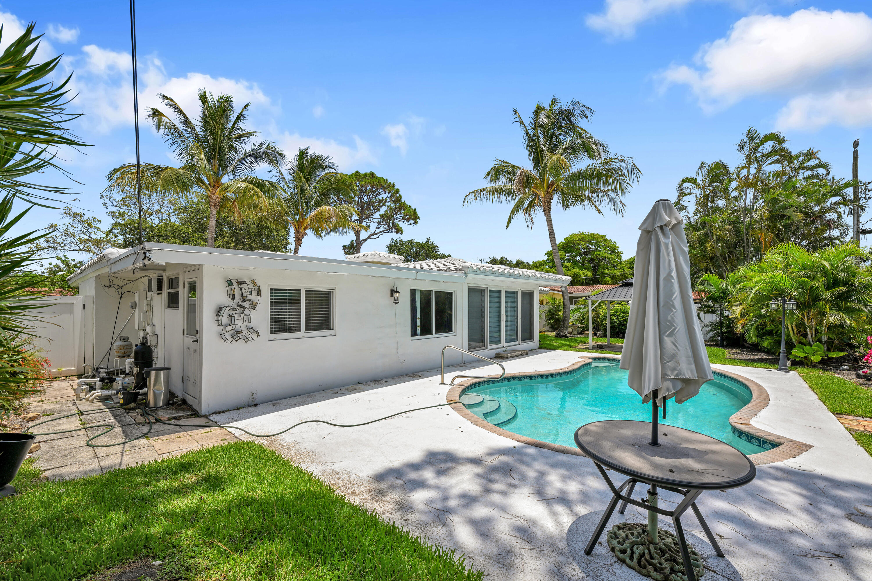 901 SE 12th, Deerfield Beach FL 33441