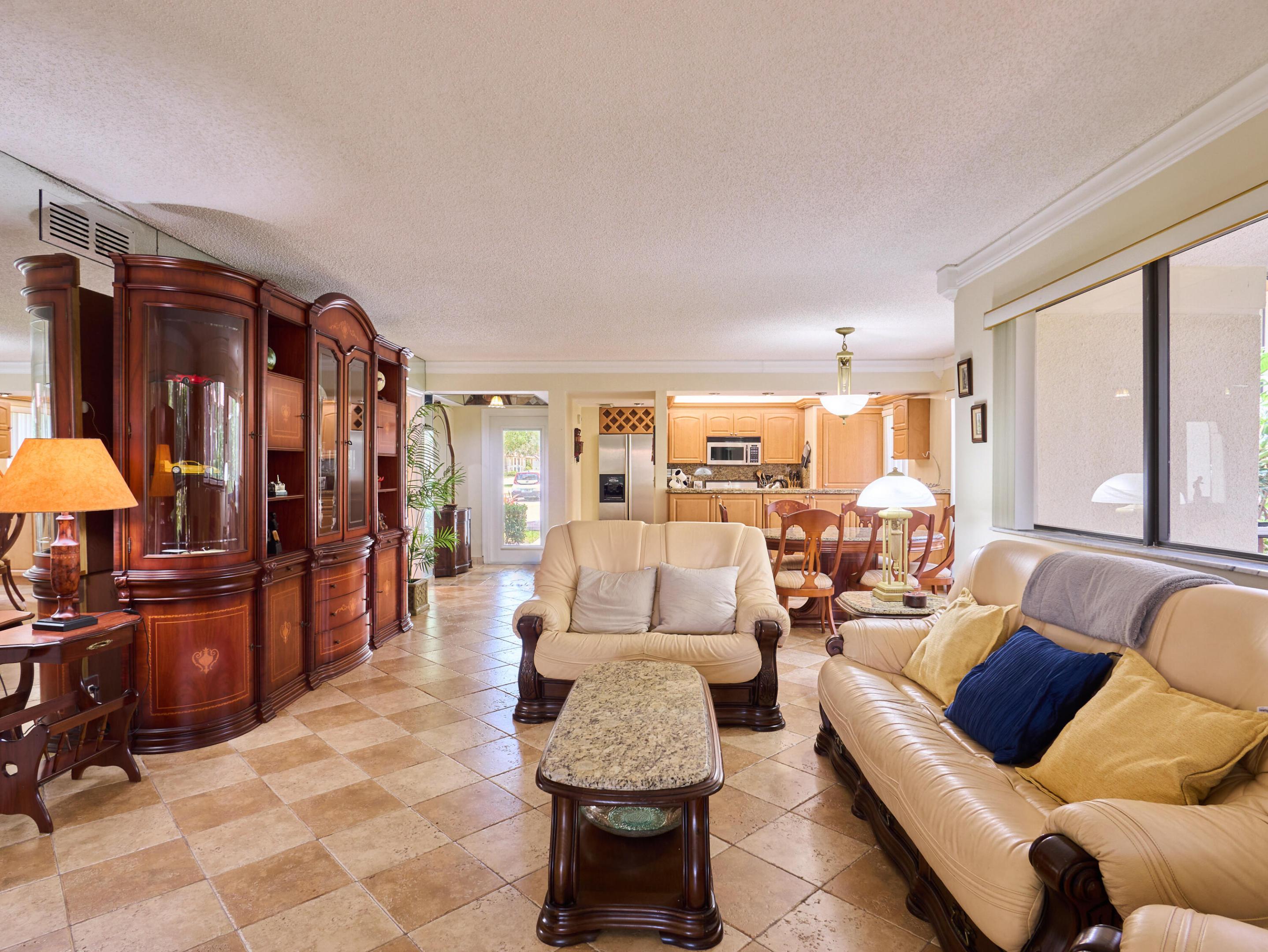 563 Brackenwood, Palm Beach Gardens FL 33418