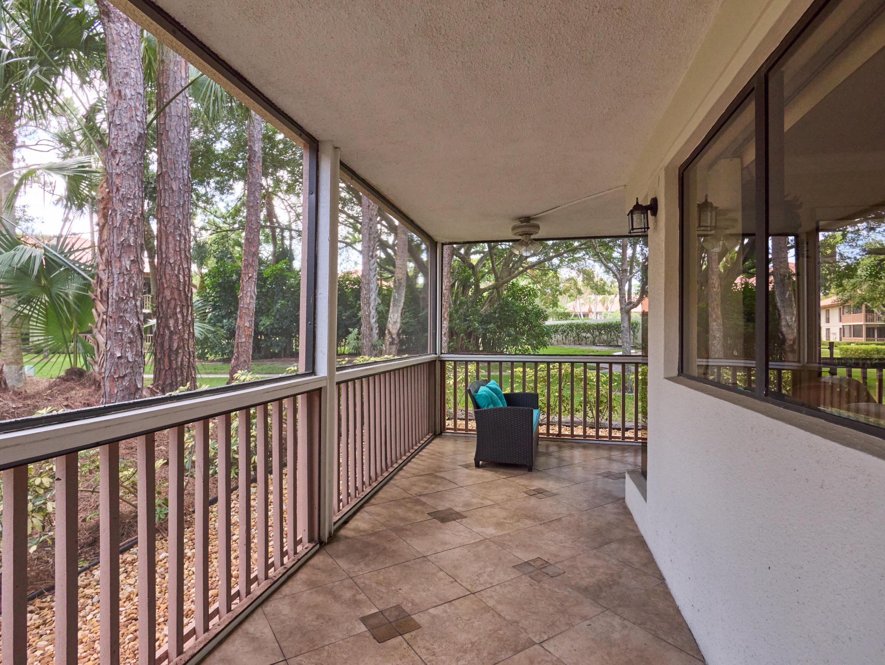 563 Brackenwood, Palm Beach Gardens FL 33418