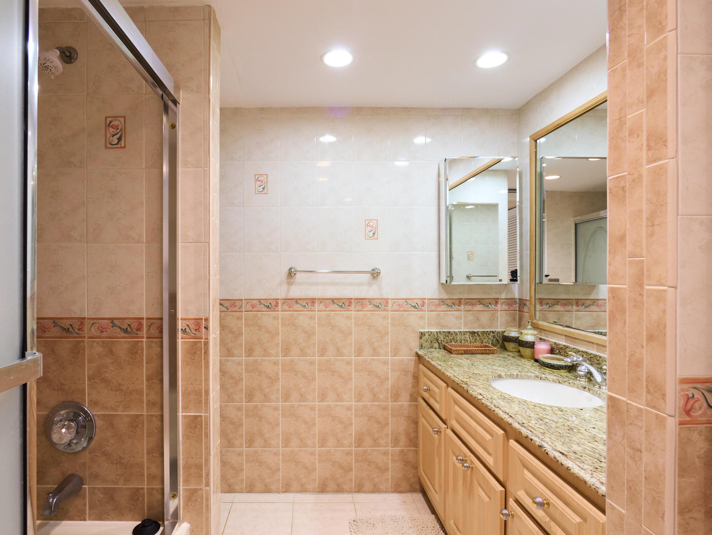 563 Brackenwood, Palm Beach Gardens FL 33418