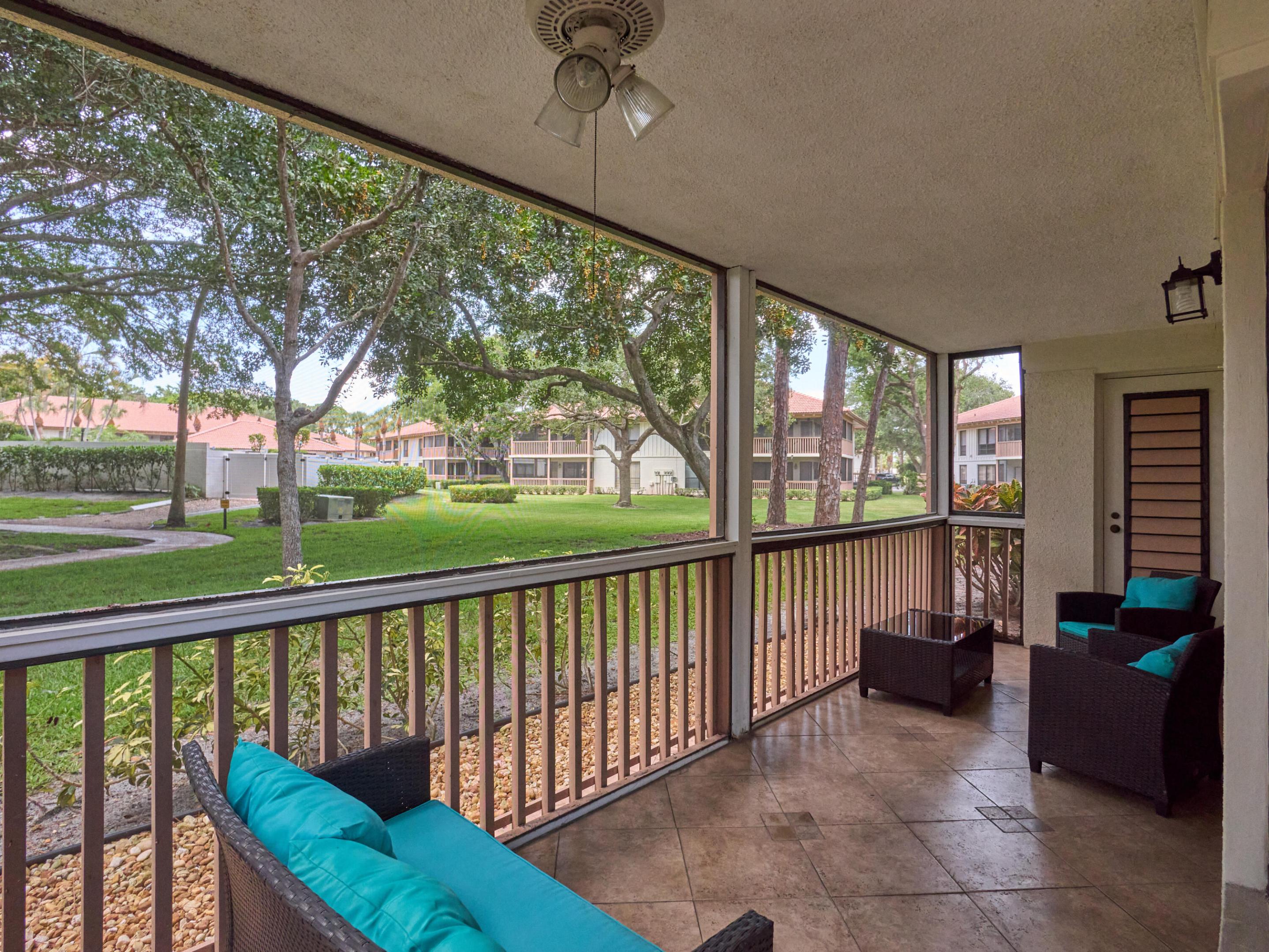 563 Brackenwood, Palm Beach Gardens FL 33418