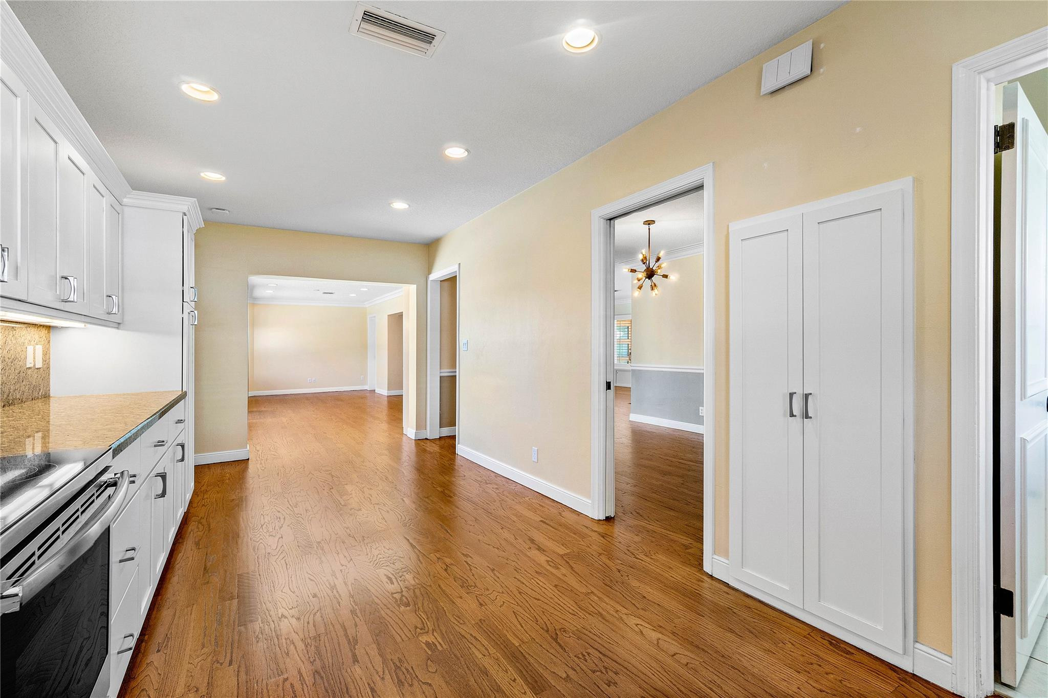 976 SW Mulberry, Boca Raton FL 33486