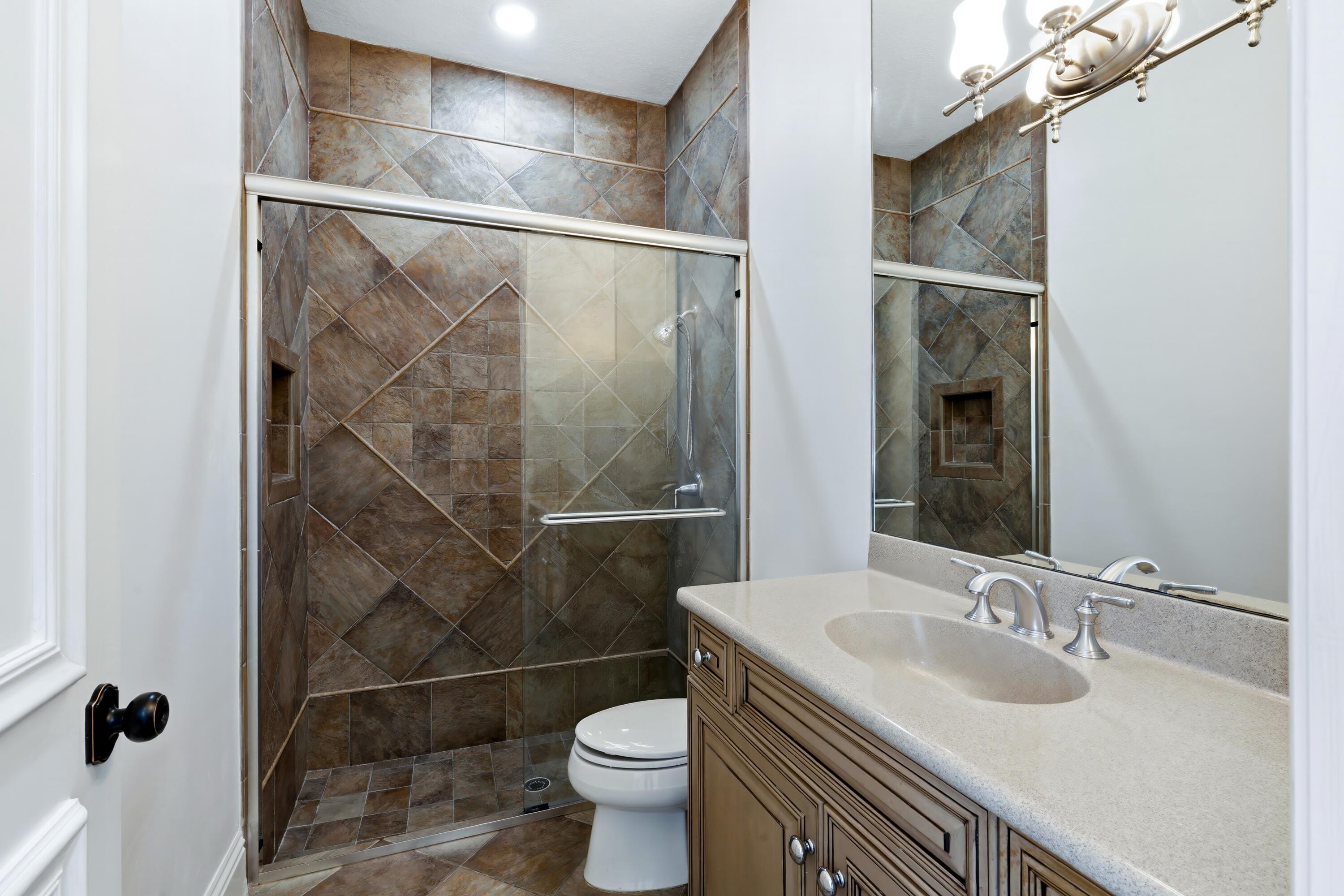 608 Inlet, North Palm Beach FL 33408