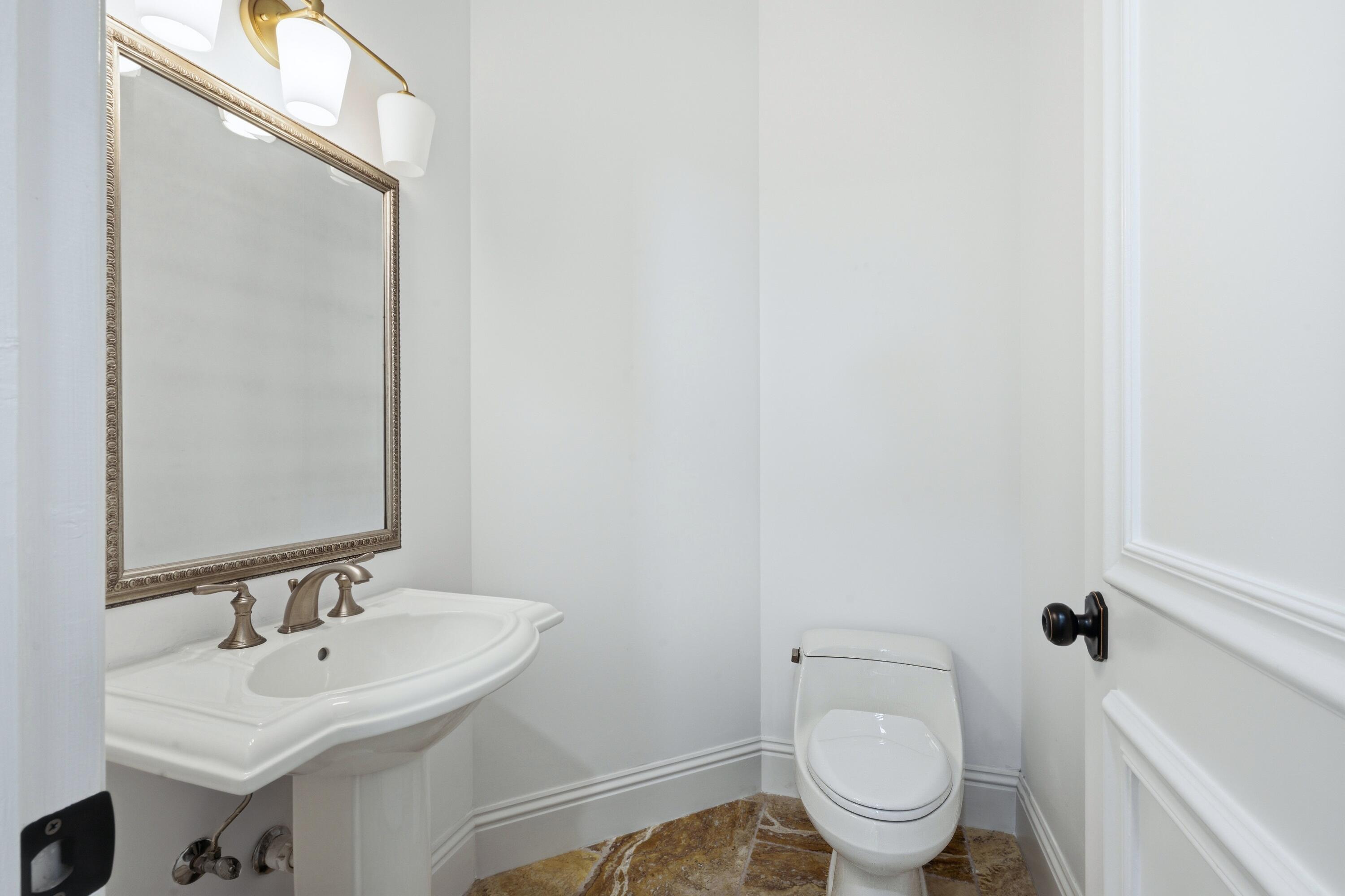 608 Inlet, North Palm Beach FL 33408