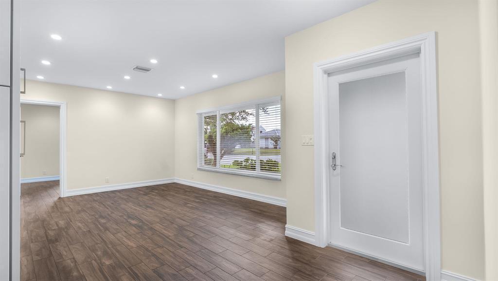 1041 SW 4th, Boca Raton FL 33486