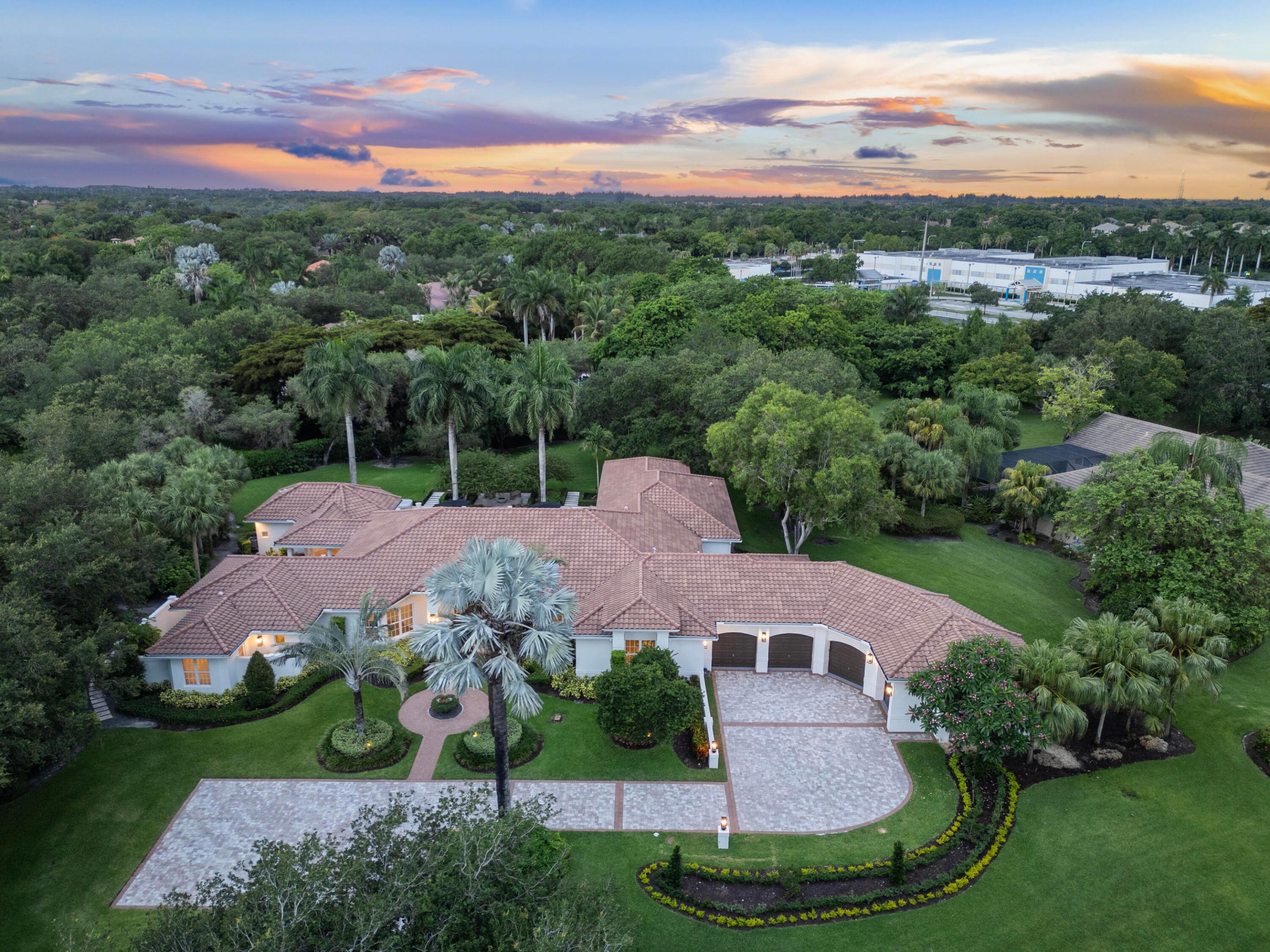 2825 Hackney, Weston FL 33331