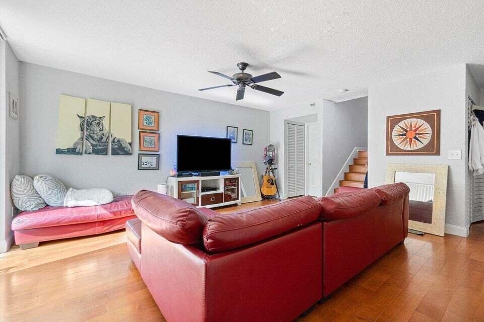 117 Yacht Club #Unit 110, Hypoluxo FL 33462