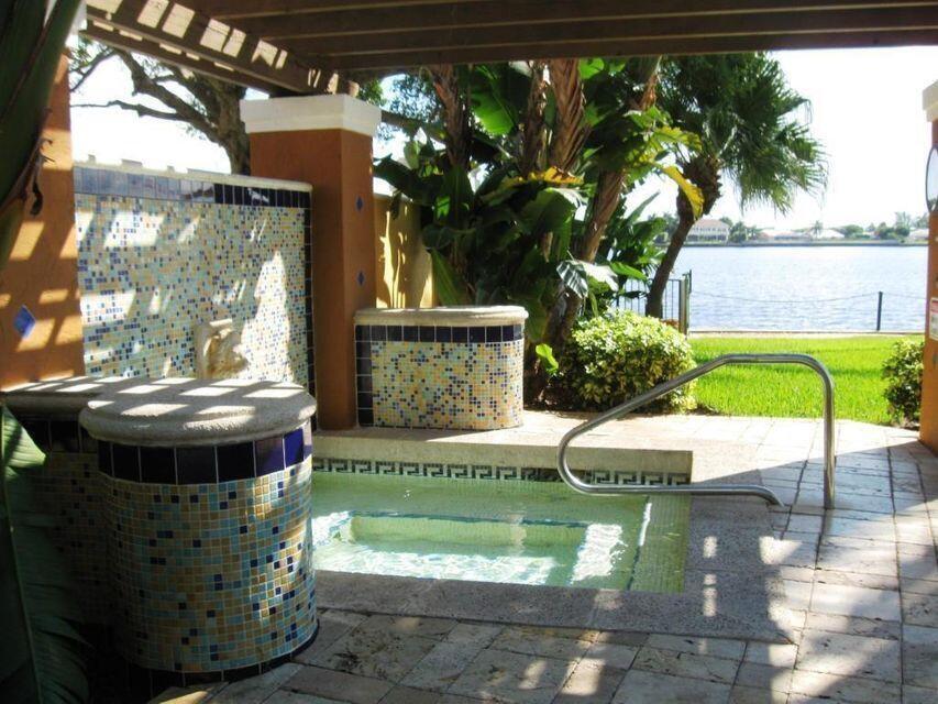 117 Yacht Club #Unit 110, Hypoluxo FL 33462