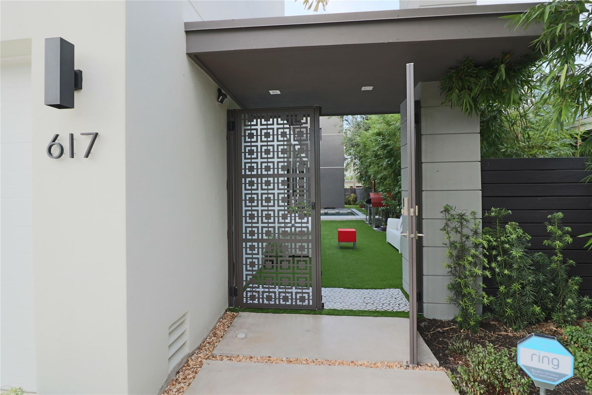 617 SW 10th, Fort Lauderdale FL 33315
