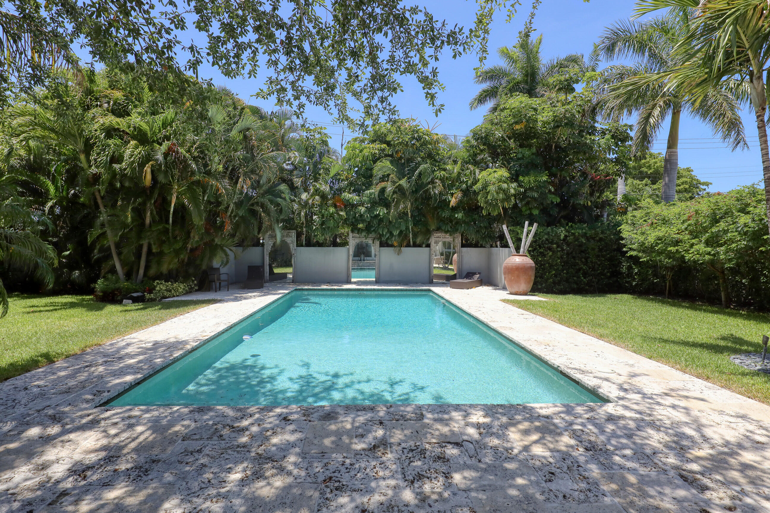 1635 Seabreeze, Fort Lauderdale FL 33316