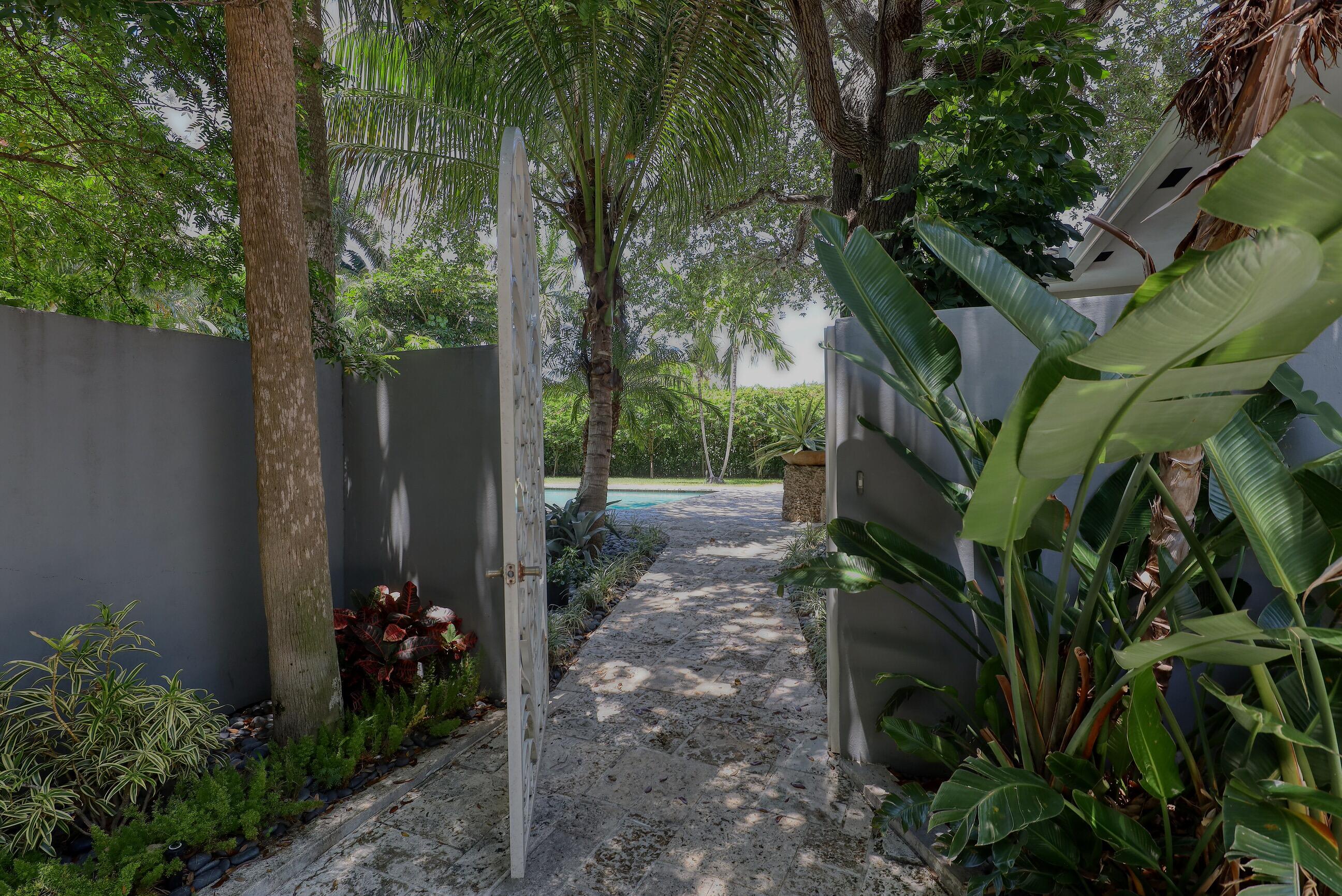 1635 Seabreeze, Fort Lauderdale FL 33316