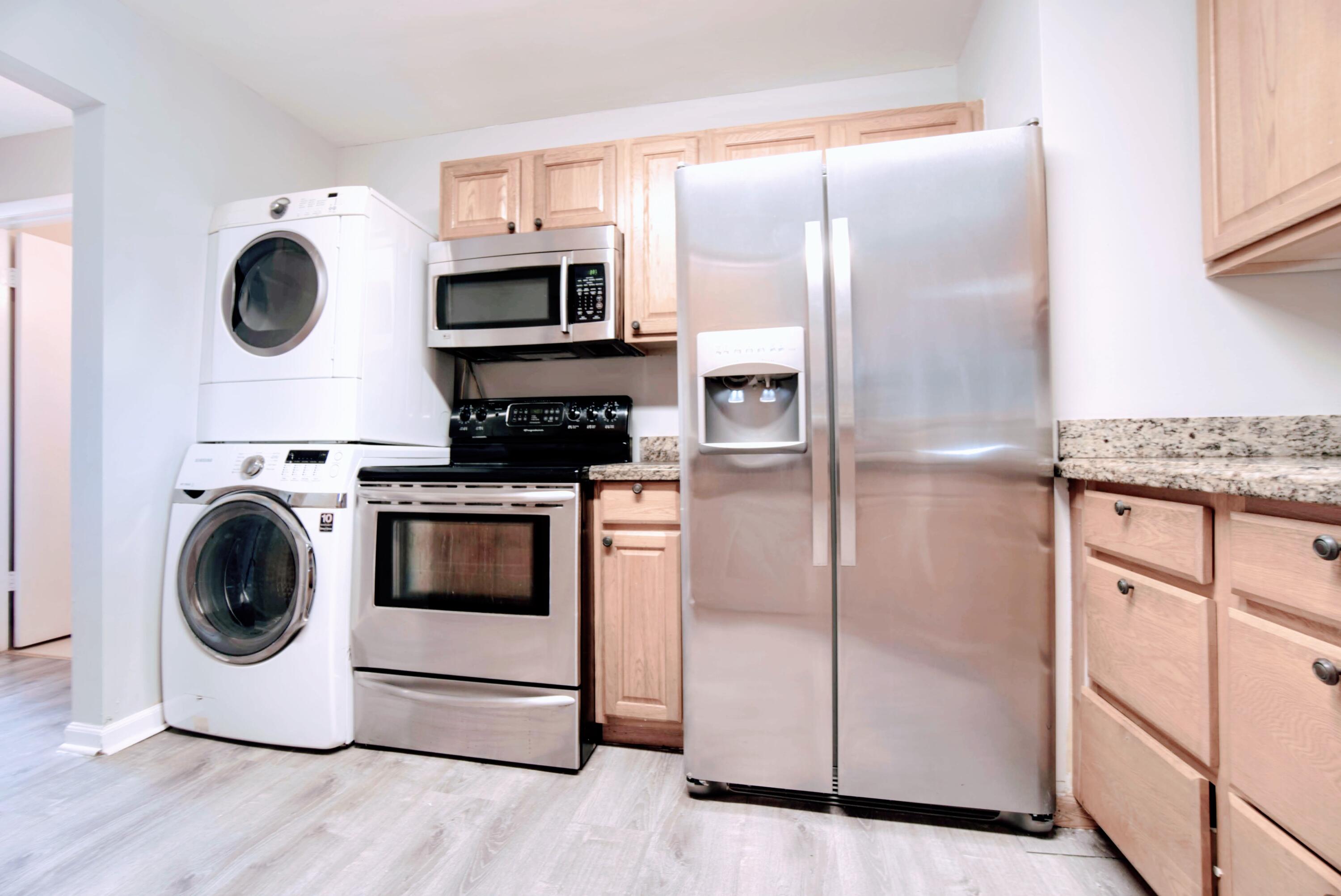 3401 NW 44th #205, Lauderdale Lakes FL 33309