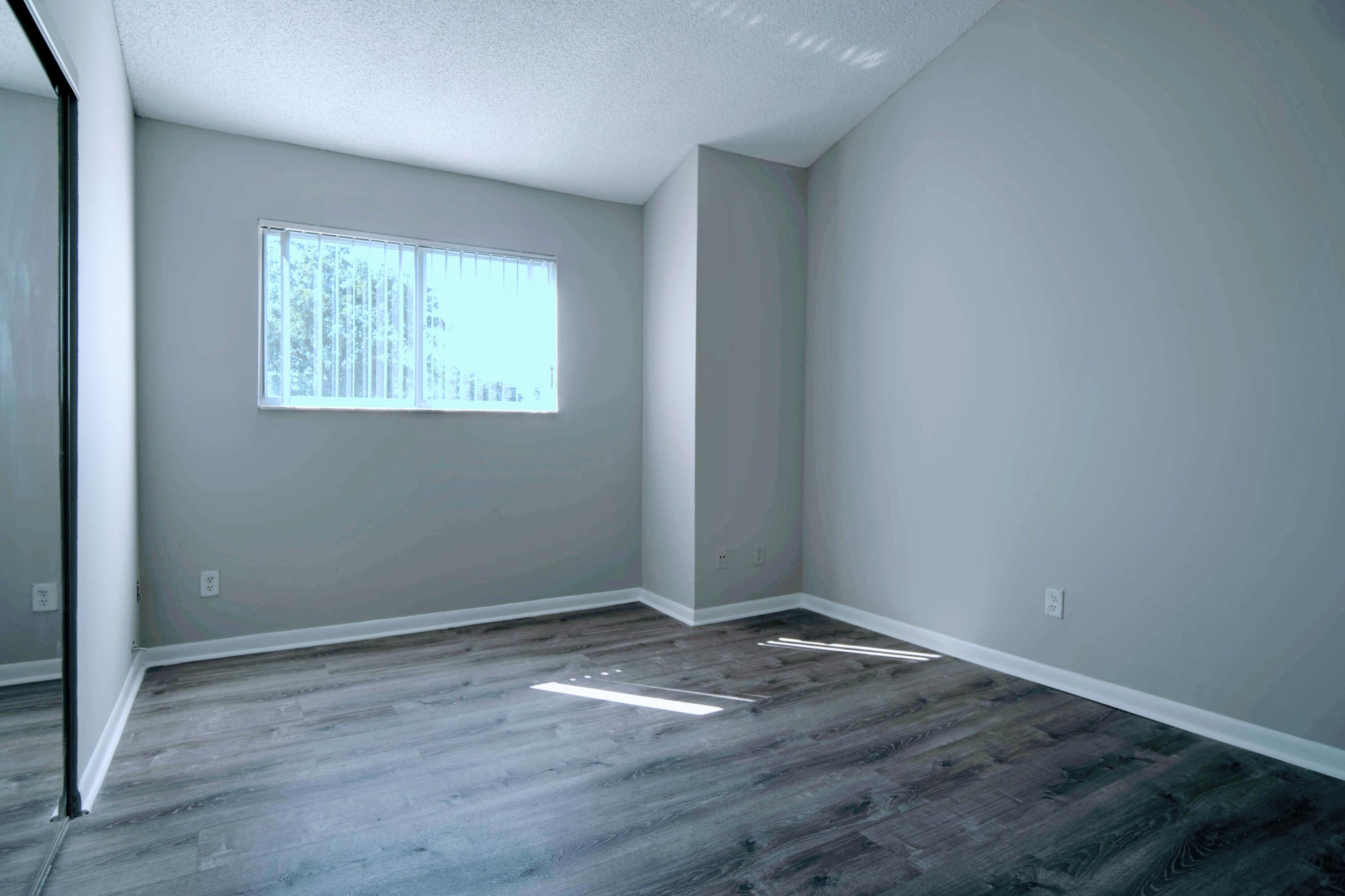 3401 NW 44th #205, Lauderdale Lakes FL 33309