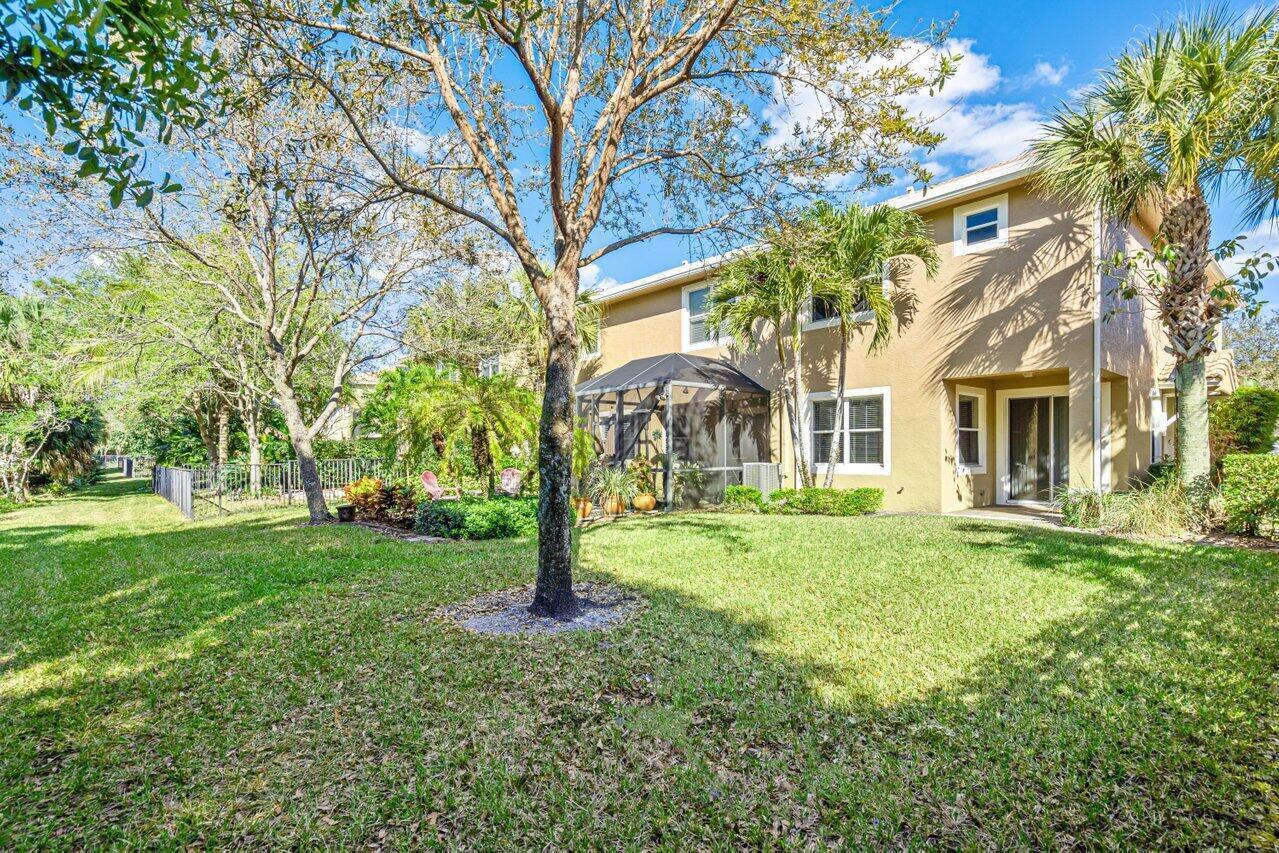 5009 Dulce, Palm Beach Gardens FL 33418