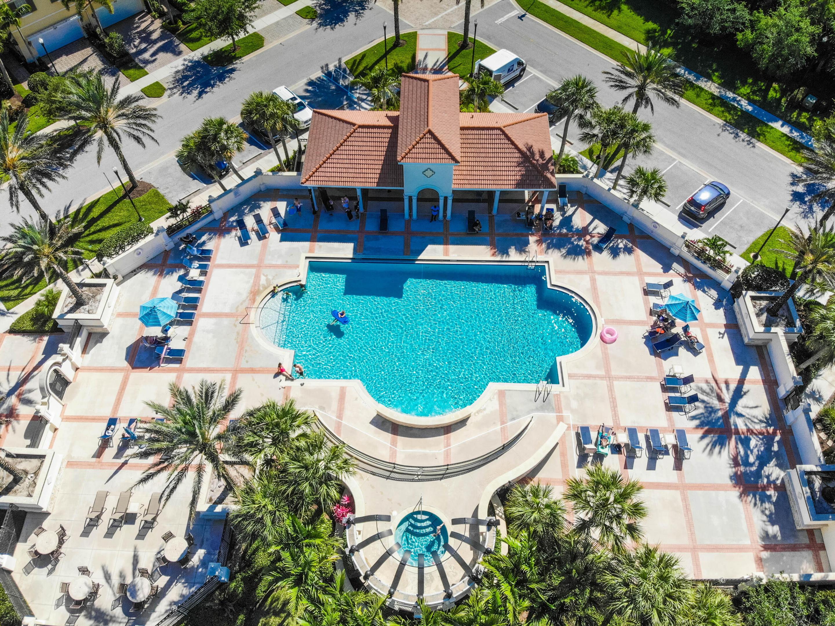 5009 Dulce, Palm Beach Gardens FL 33418