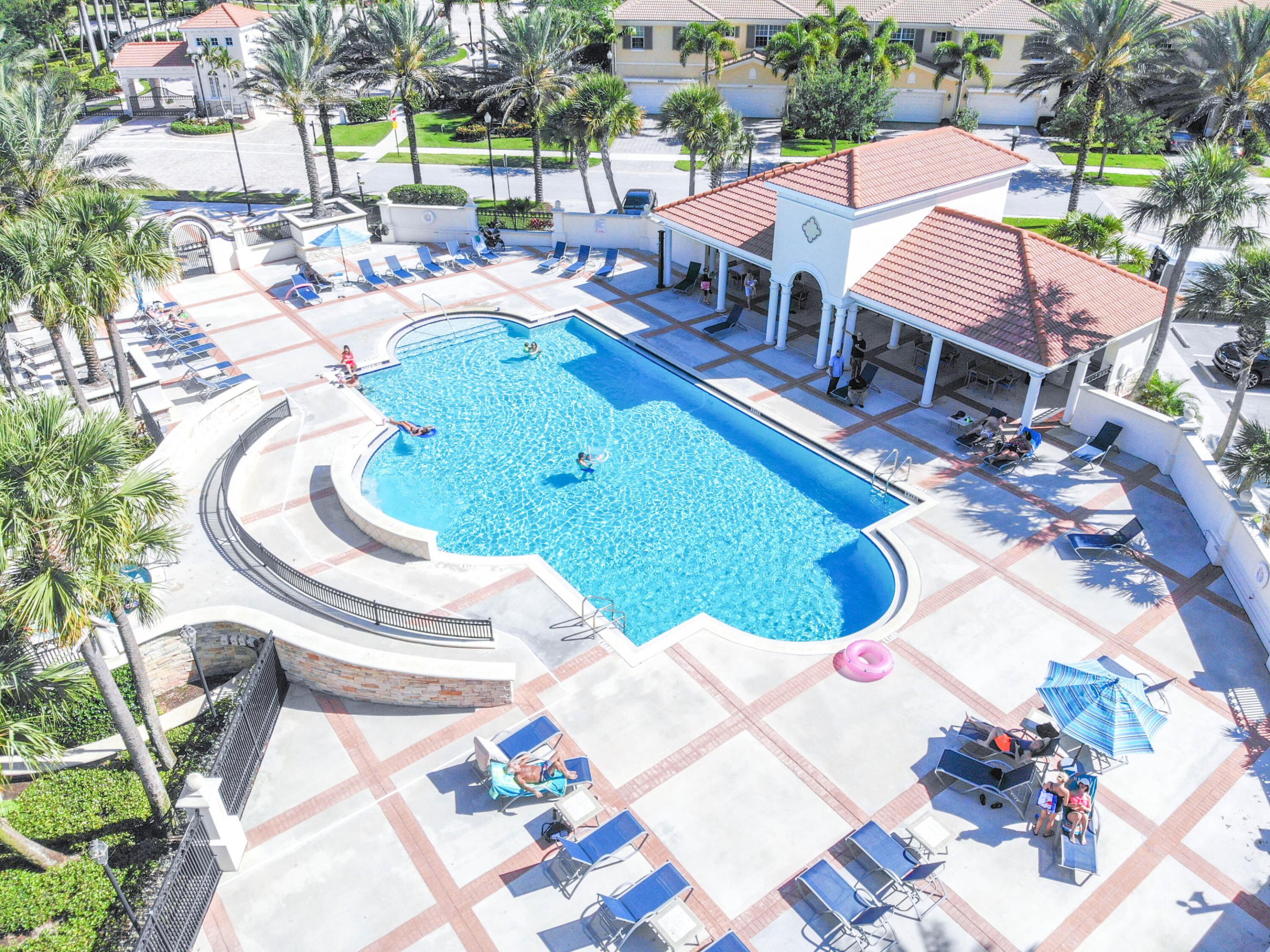 5009 Dulce, Palm Beach Gardens FL 33418
