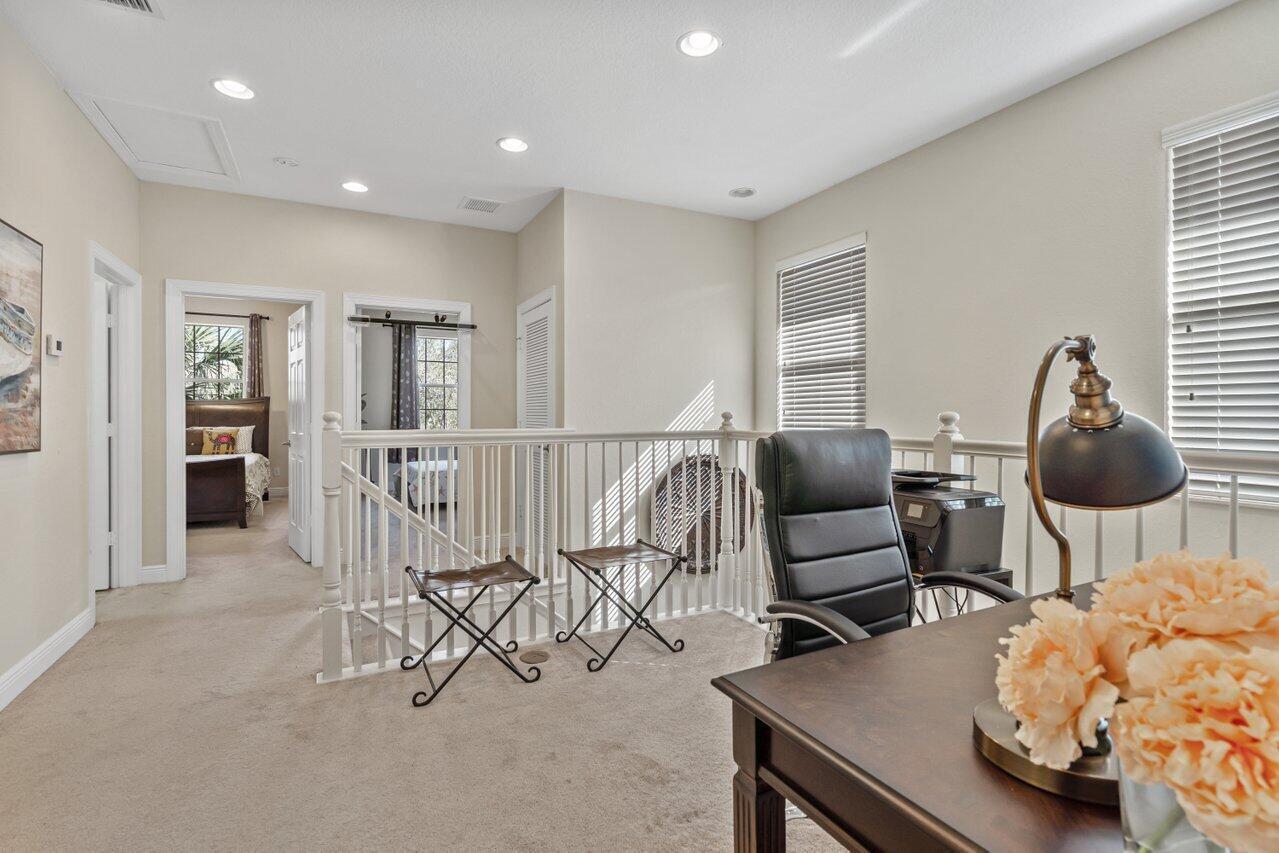 5009 Dulce, Palm Beach Gardens FL 33418