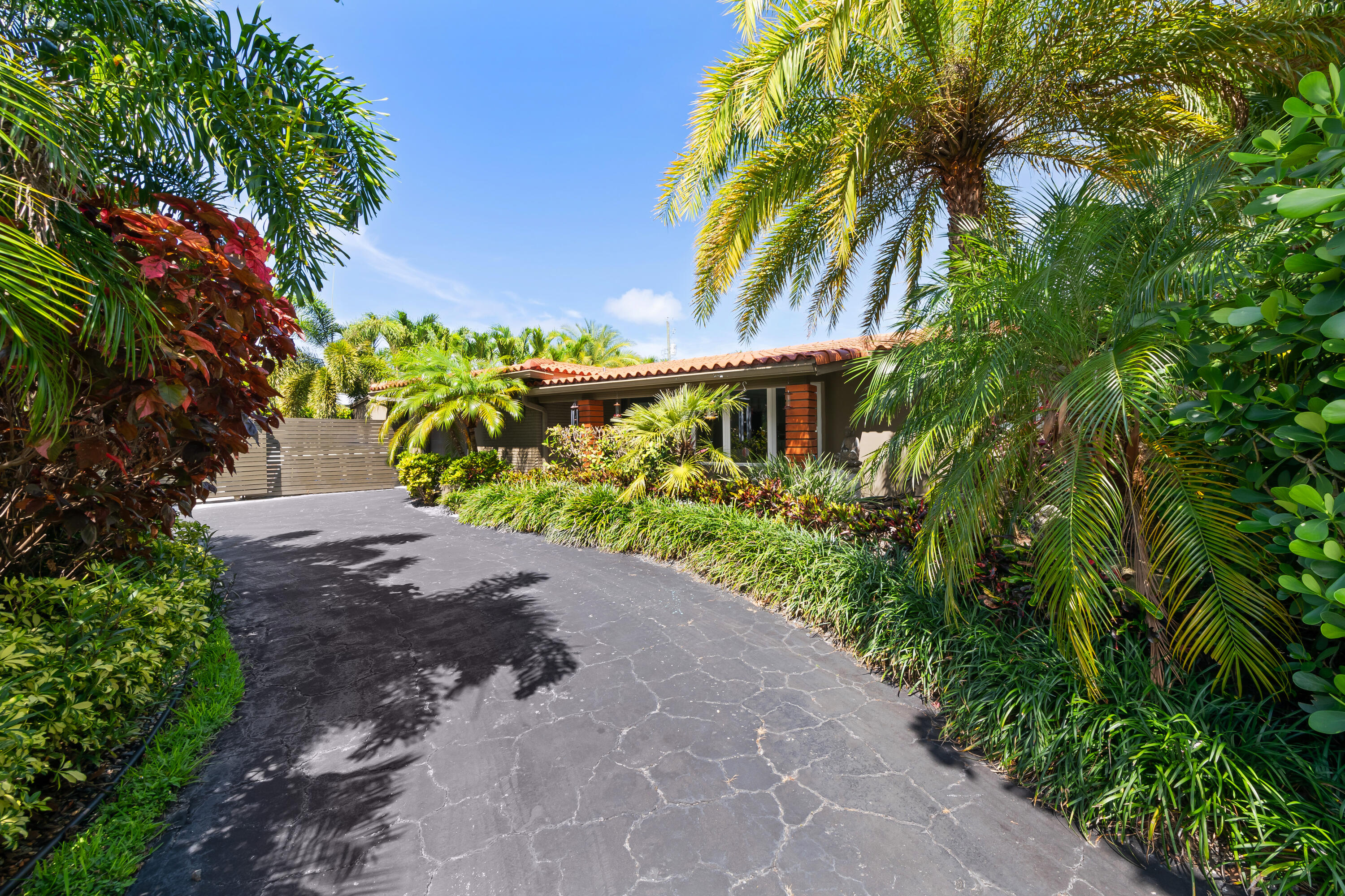 5210 NE 17th, Fort Lauderdale FL 33334