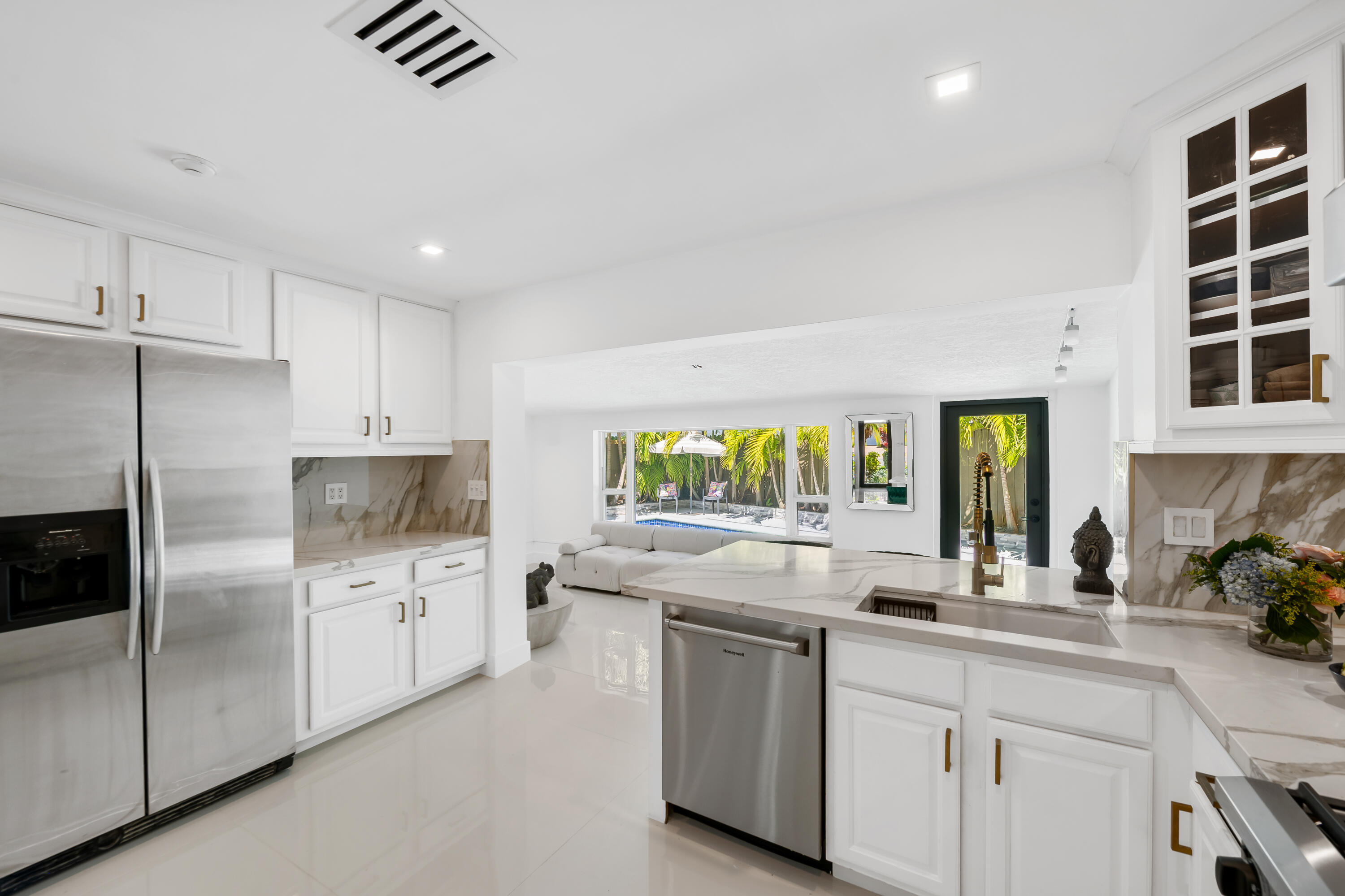 5210 NE 17th, Fort Lauderdale FL 33334