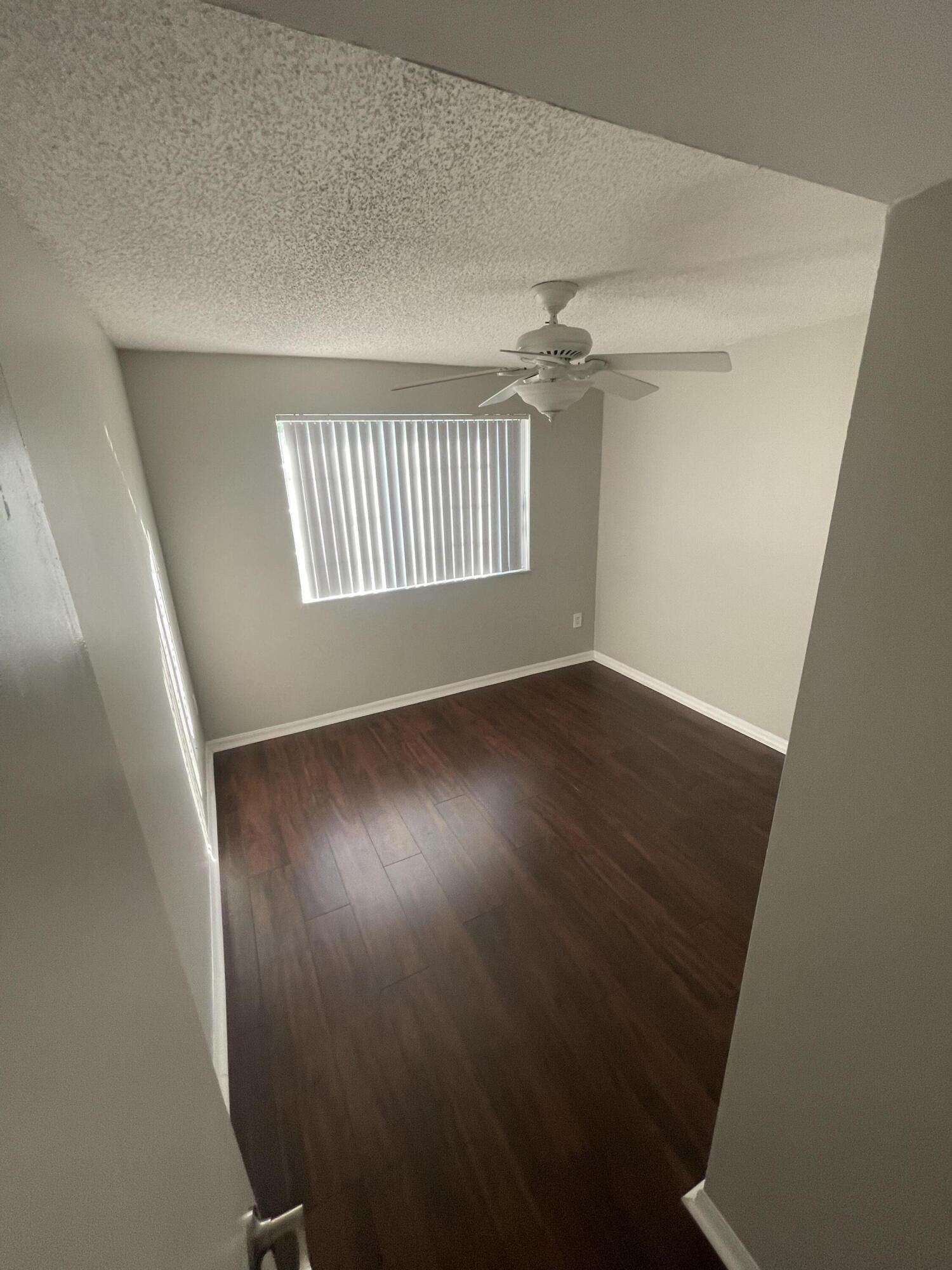 400 N Crestwood Ct #417, Royal Palm Beach FL 33411