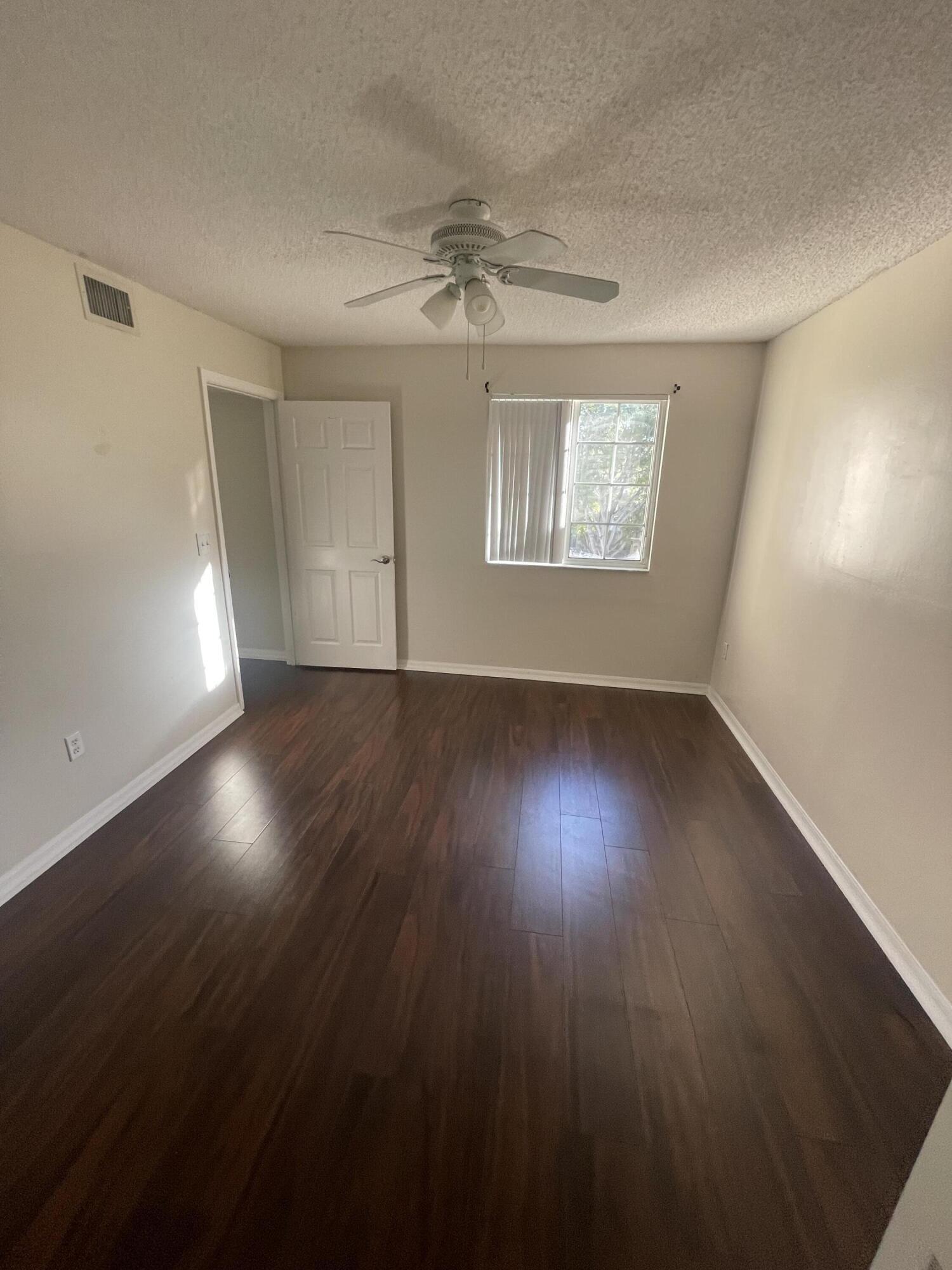 400 N Crestwood Ct #417, Royal Palm Beach FL 33411