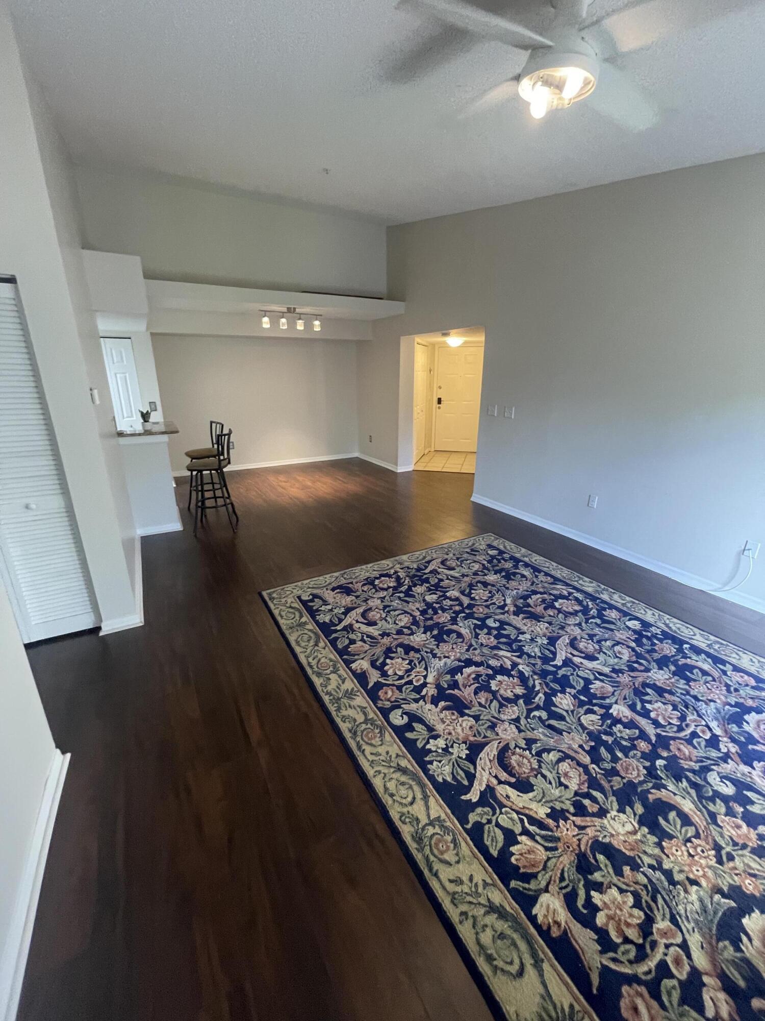 400 N Crestwood Ct #417, Royal Palm Beach FL 33411