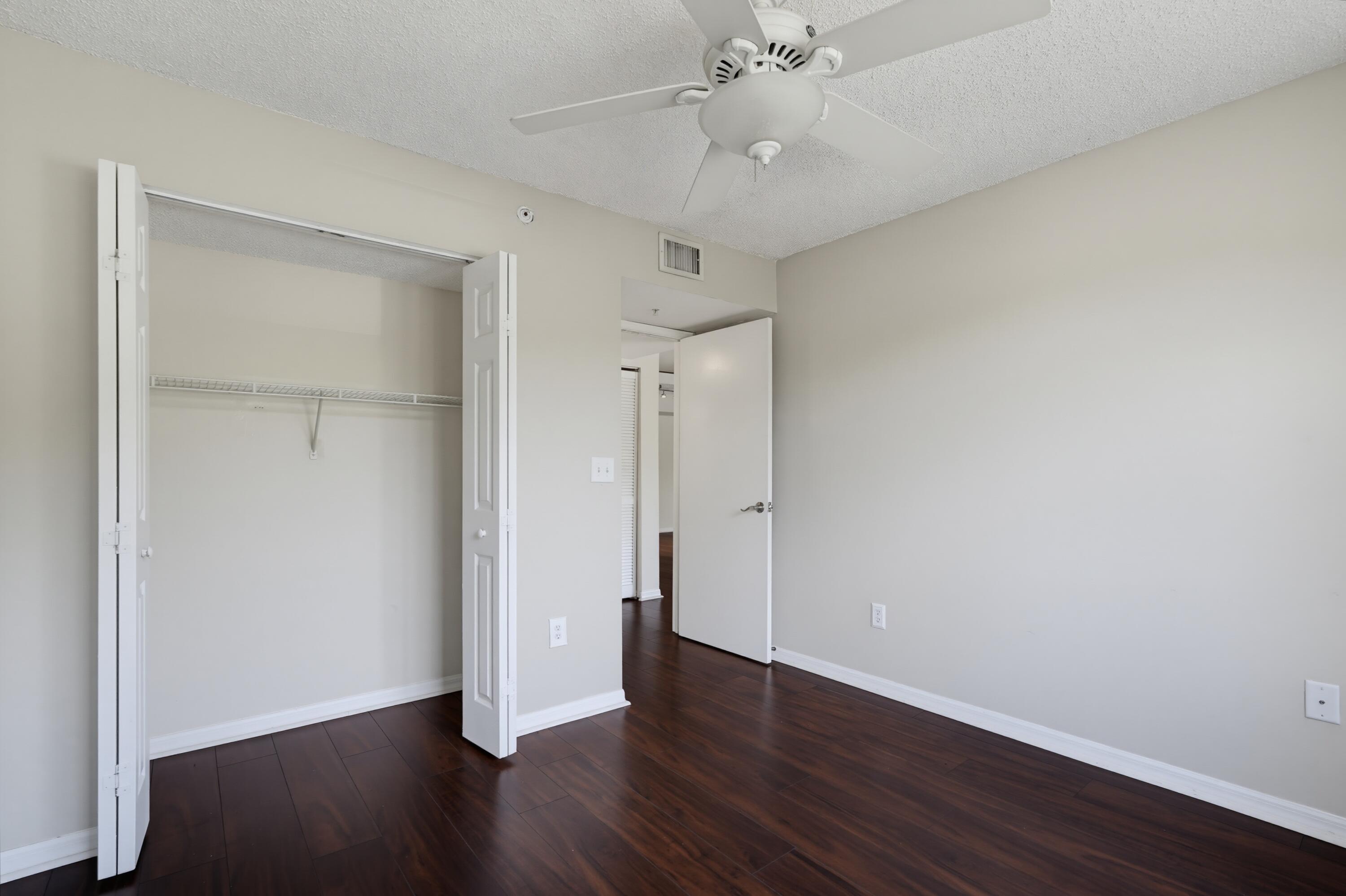 400 N Crestwood Ct #417, Royal Palm Beach FL 33411