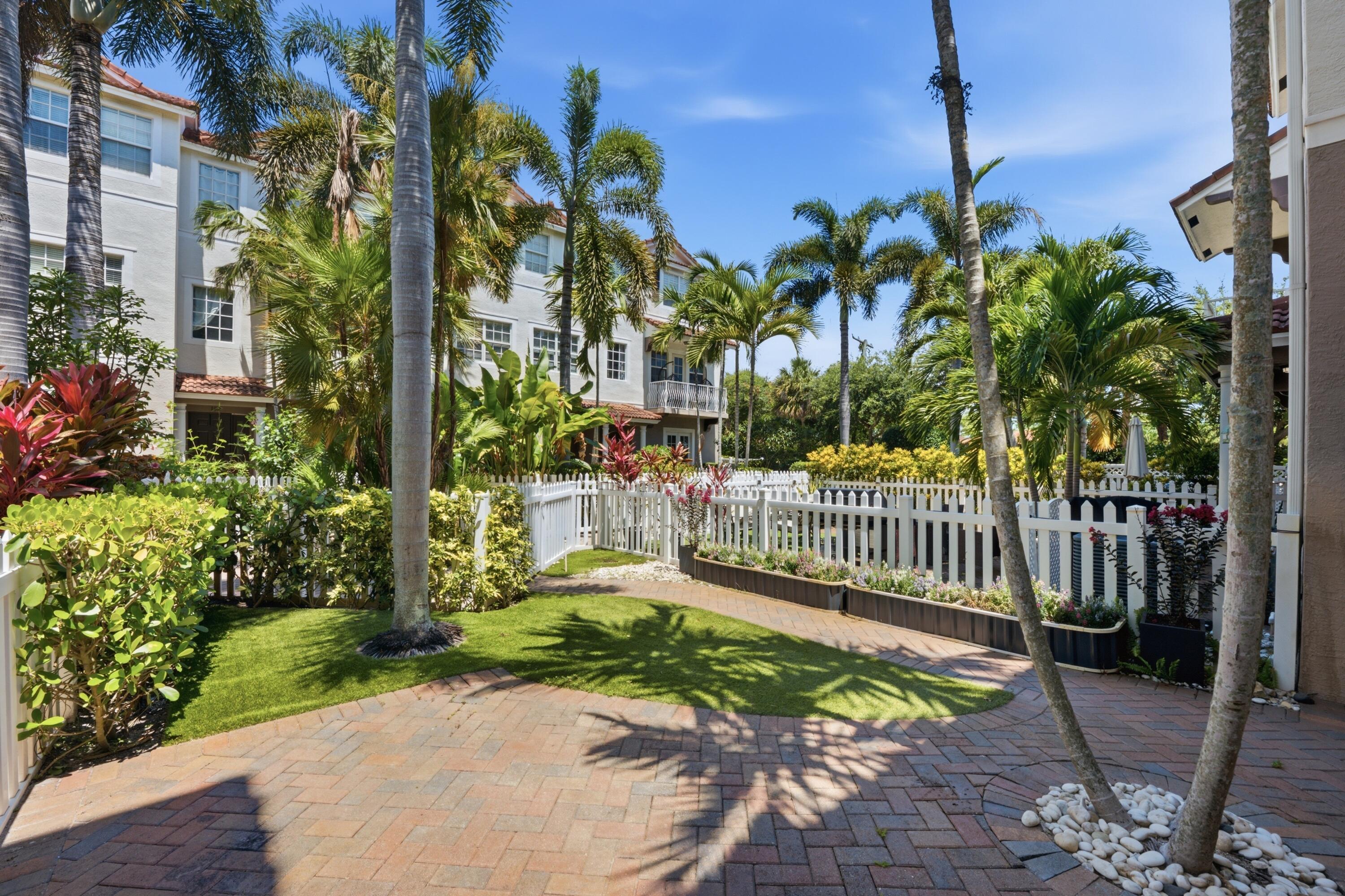 107 Ocean Cay, Hypoluxo FL 33462