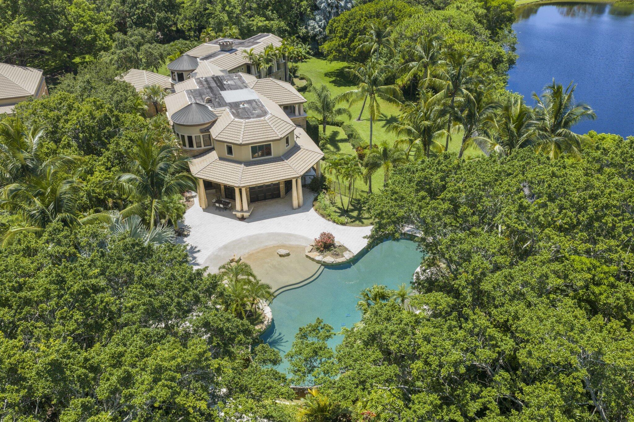 6001 Le Lac, Boca Raton FL 33496