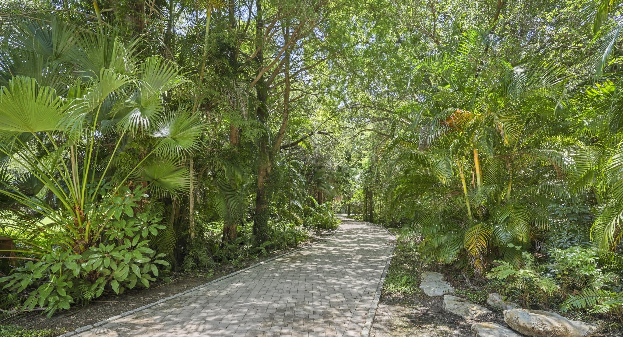 6001 Le Lac, Boca Raton FL 33496