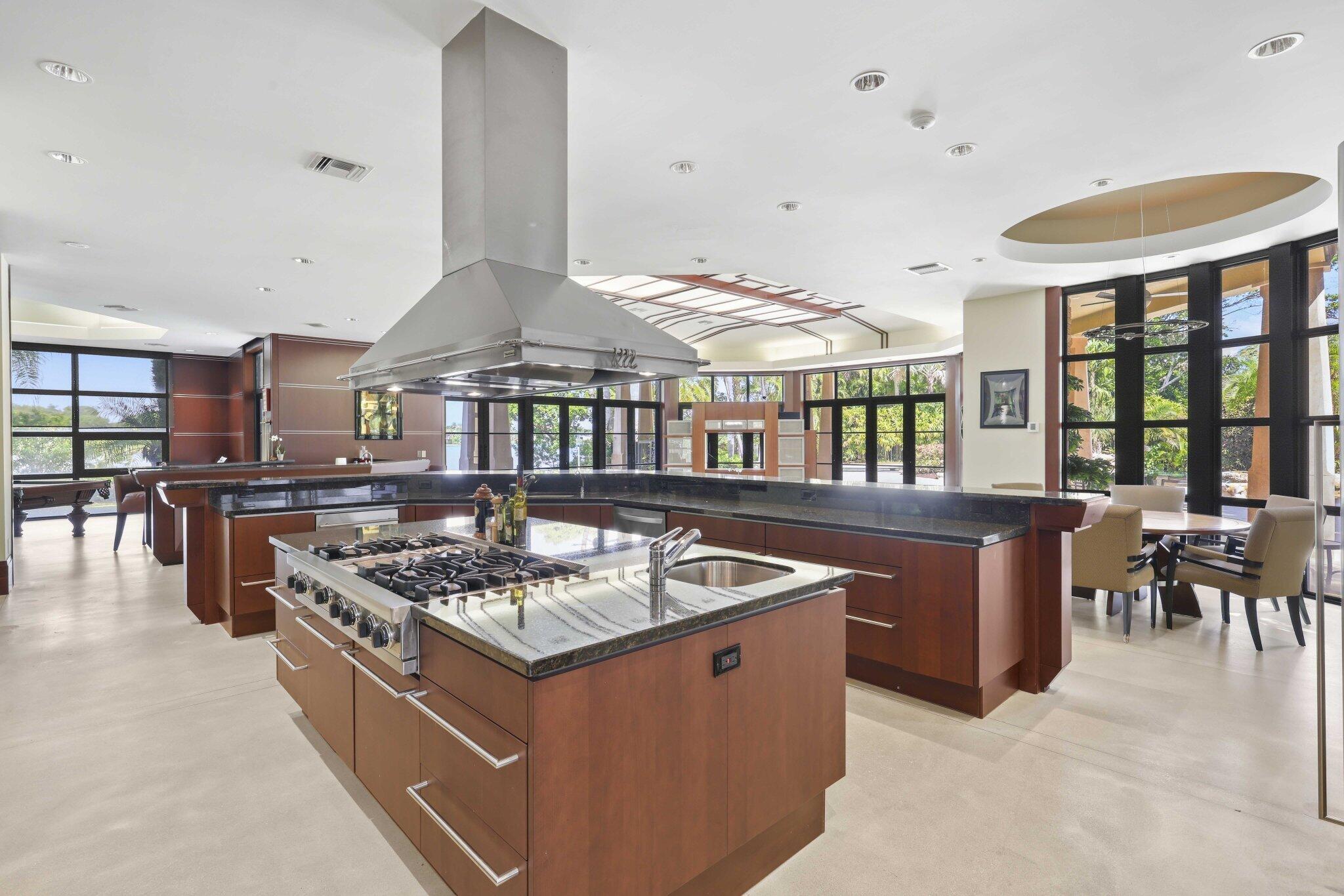 6001 Le Lac, Boca Raton FL 33496
