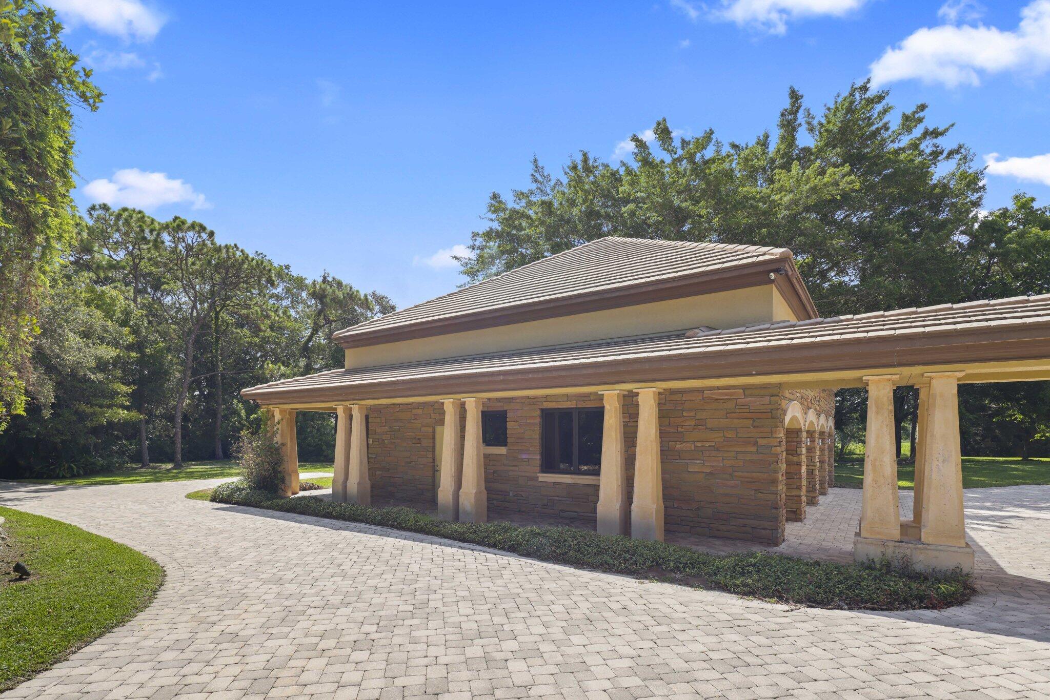 6001 Le Lac, Boca Raton FL 33496