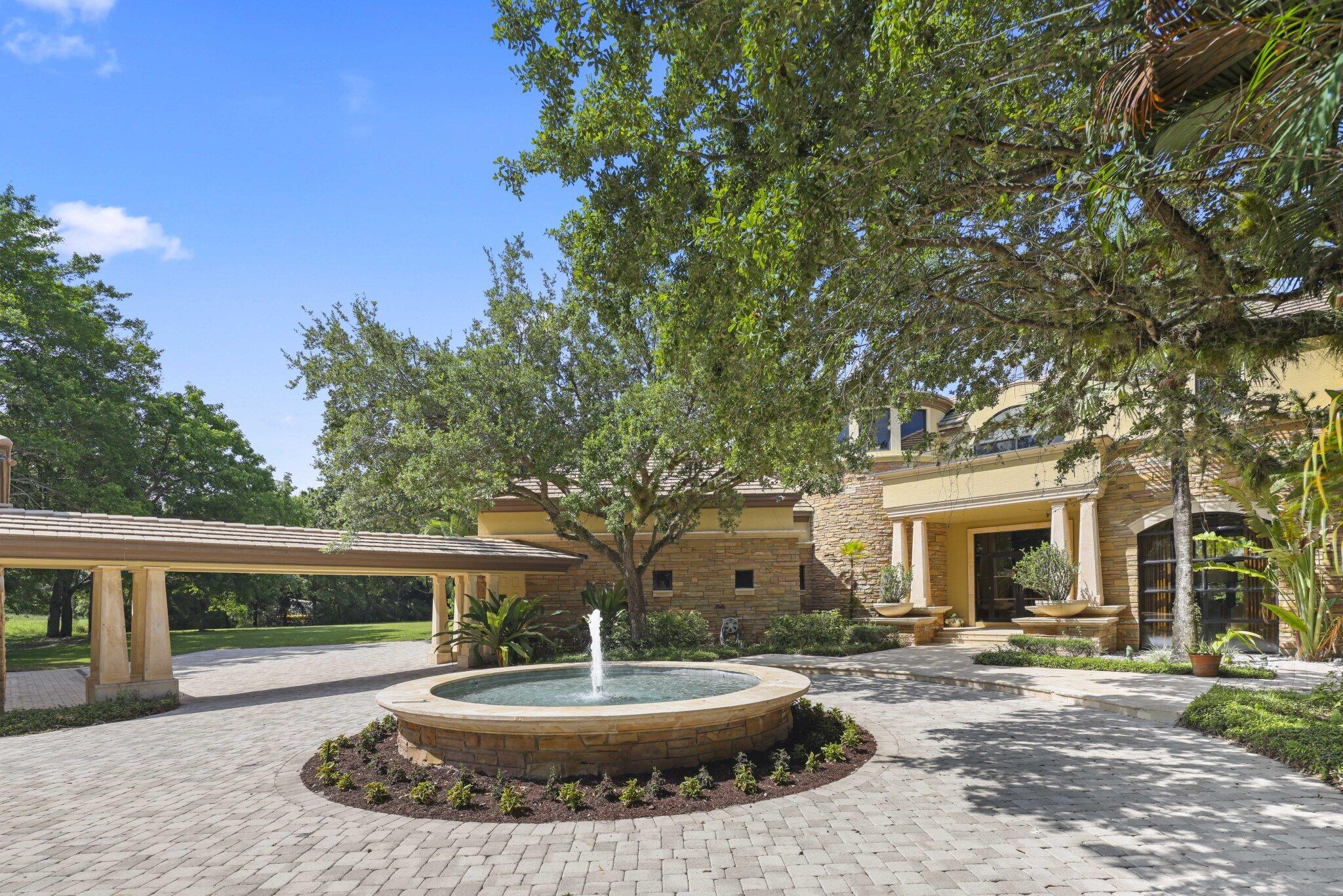 6001 Le Lac, Boca Raton FL 33496